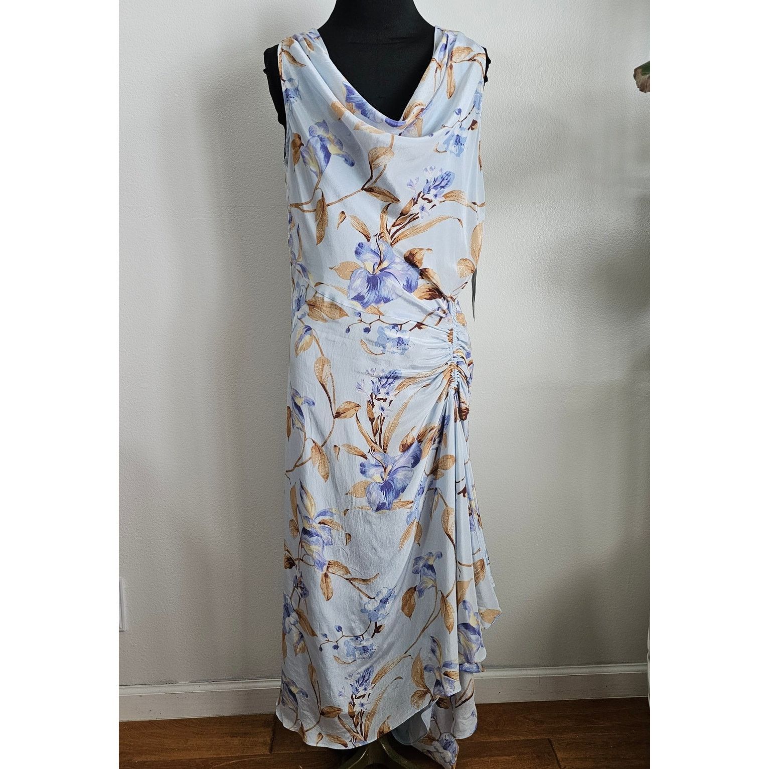 White House Black Market WHBM White House Black Market Cowl Neck Ruched Midi Dress 8 Size M / US 6-8 / IT 42-44 - 4 Thumbnail
