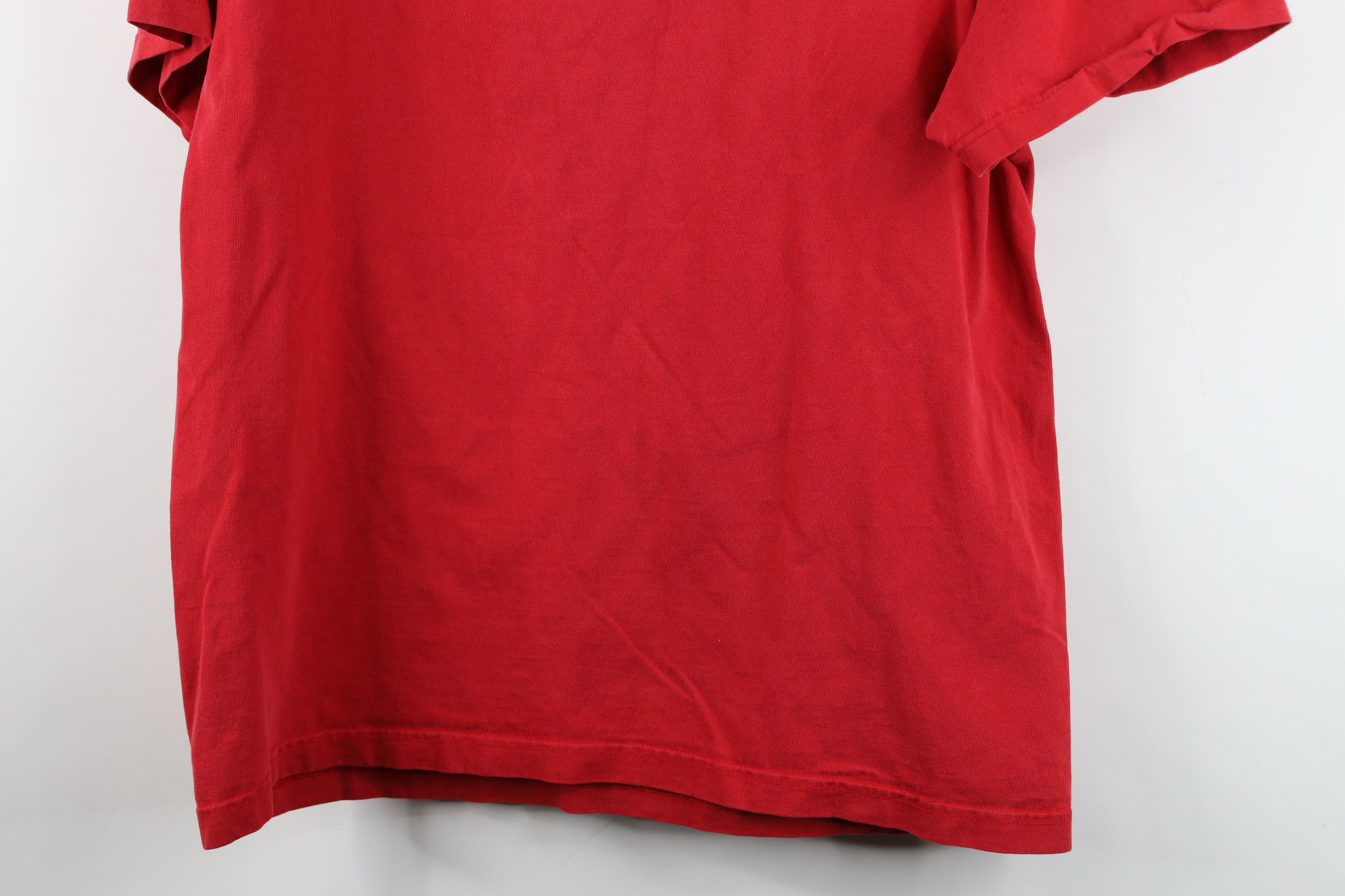 Vintage Vintage 90s Y2K Streetwear Alaska Moose Bear T-Shirt Red Size US L / EU 52-54 / 3 - 14 Thumbnail