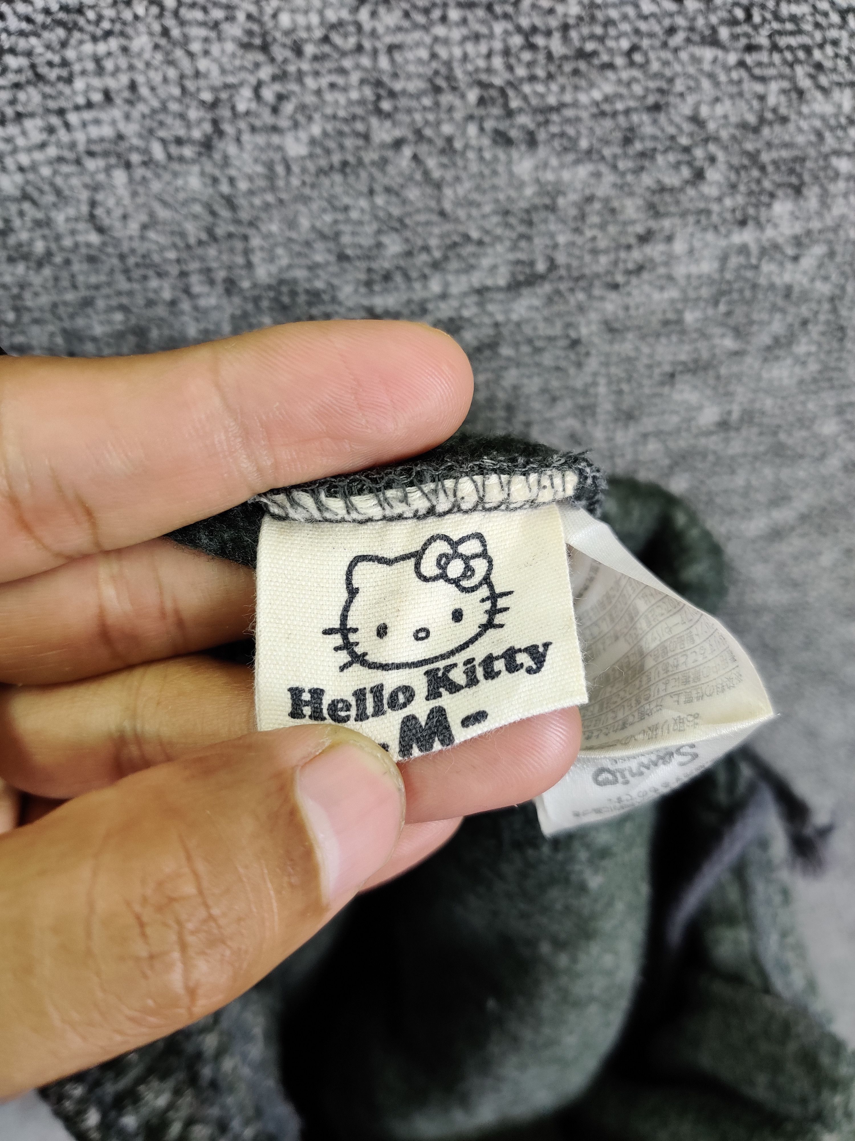 Anime Combo Hello Kitty Vest And Jogger Pants Size US M / EU 48-50 / 2 - 20 Thumbnail