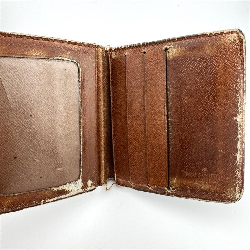 Louis Vuitton Authentic Louis Vuitton Monogram Wallet Vintage Size ONE SIZE - 4 Thumbnail
