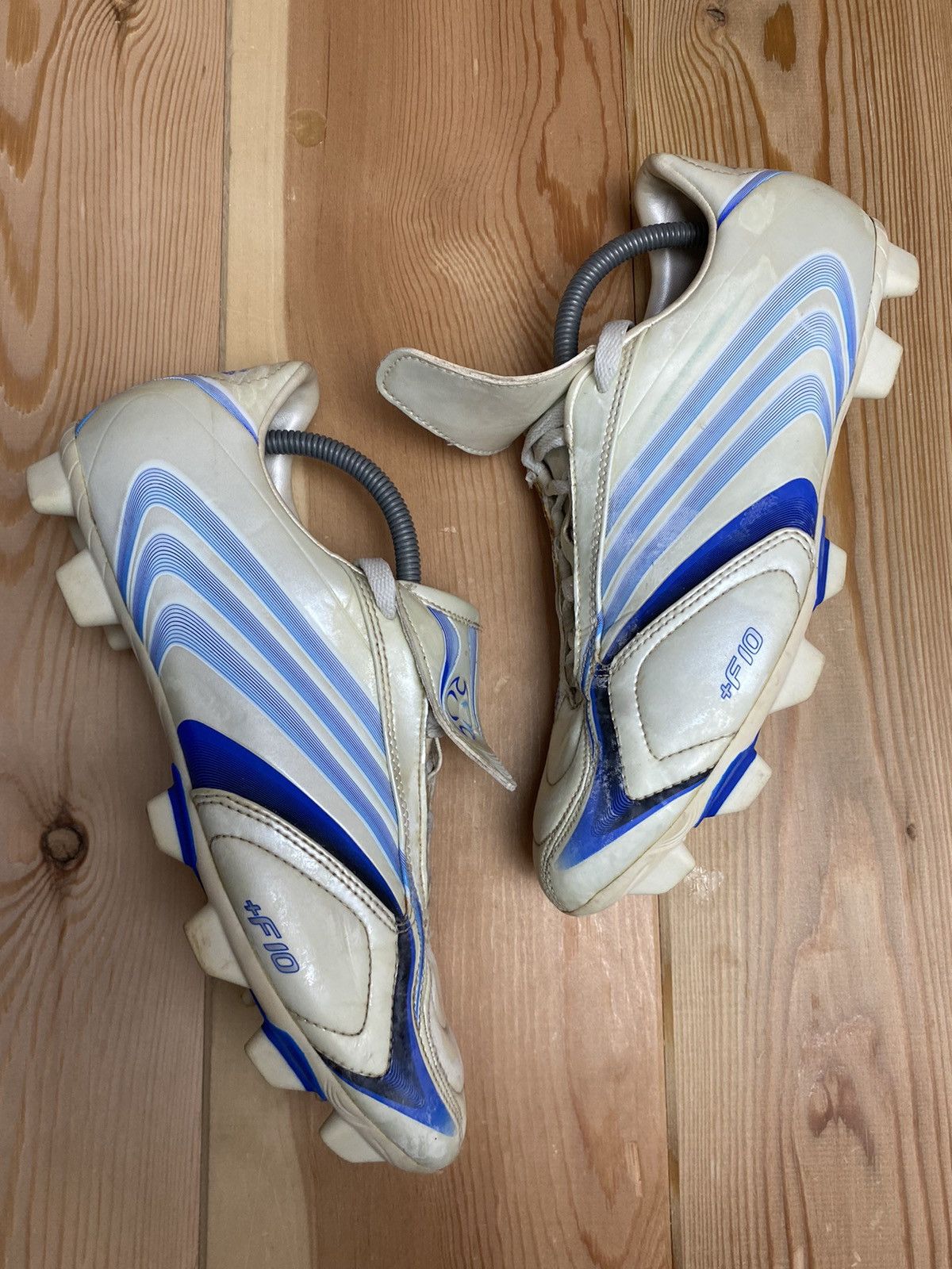 Adidas × Vintage Vintage adidas Soccer boots F10 size 10 US Size US 10 / EU 43 - 2 Thumbnail