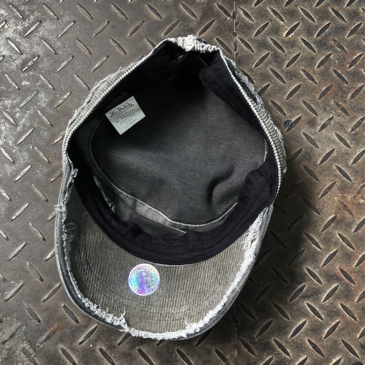 Von Dutch Vondutch Distressed Hat Grunge Gothic Limited Edition Size ONE SIZE - 7 Thumbnail