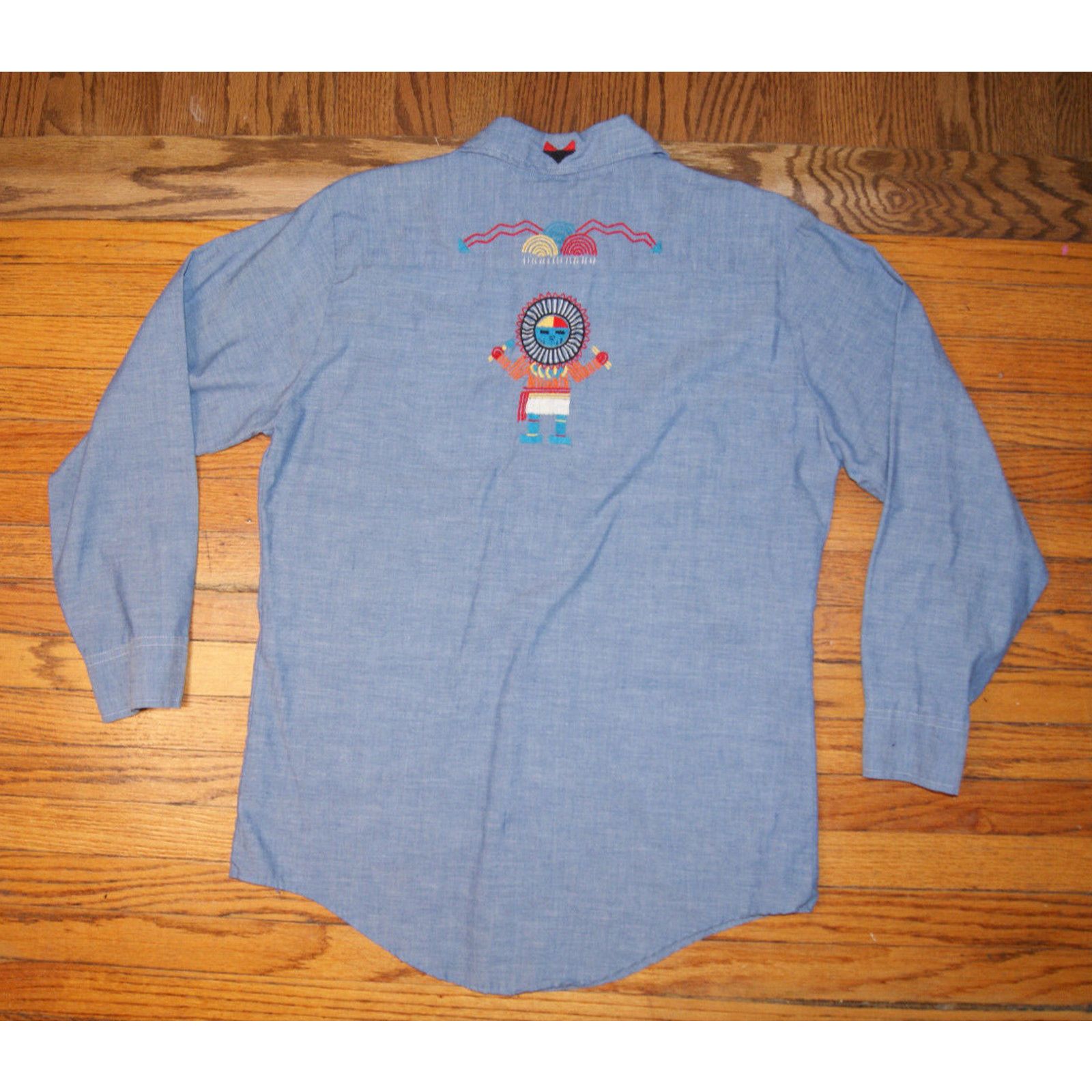 Big Mac Vtg 70s Big Mac Blue Denim M Shirt Aztec Indian Embroider Size US M / EU 48-50 / 2 - 6 Thumbnail