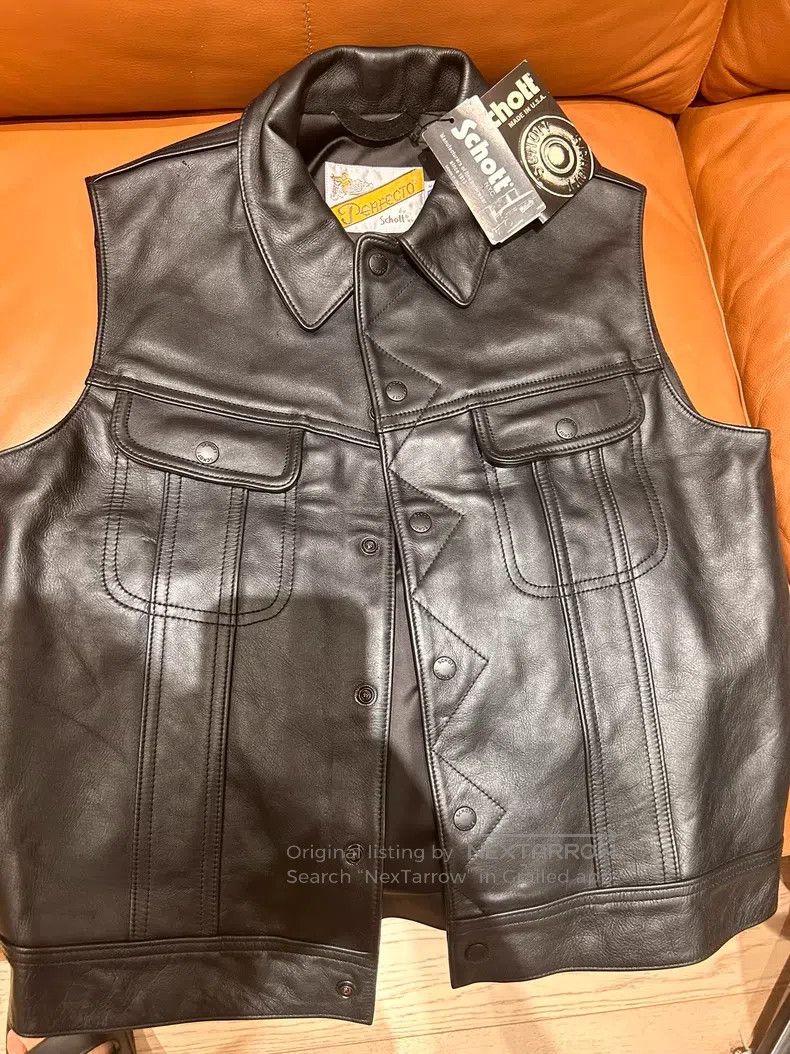 Other Classic cowhide western cowboy riding vest Size US L / EU 52-54 / 3 - 1 Thumbnail