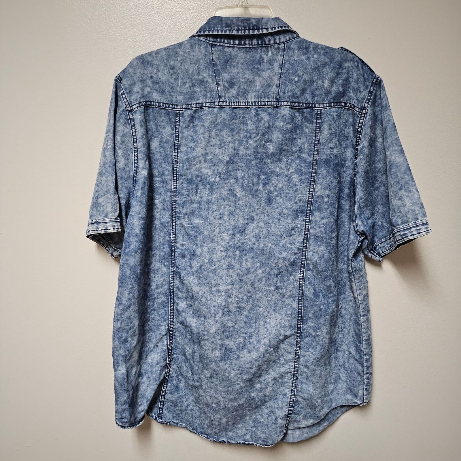 Rocawear Rocawear Denim Bleach Out Short Sleeve Cotton Shirt Size XXL Size US XXL / EU 58 / 5 - 2 Thumbnail