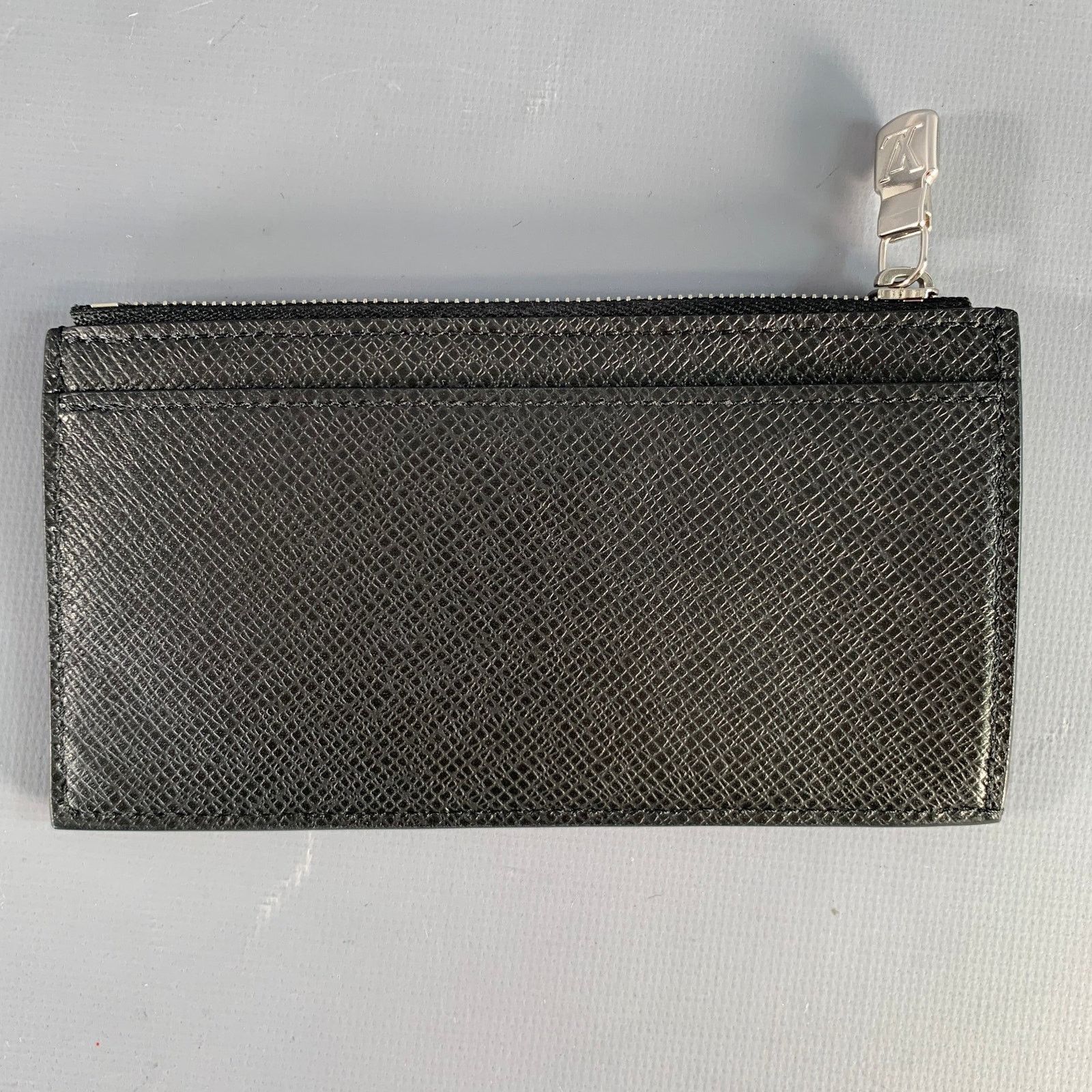 Louis Vuitton LOUIS VUITTON Black Taiga Leather Wallet Size ONE SIZE - 2 Thumbnail
