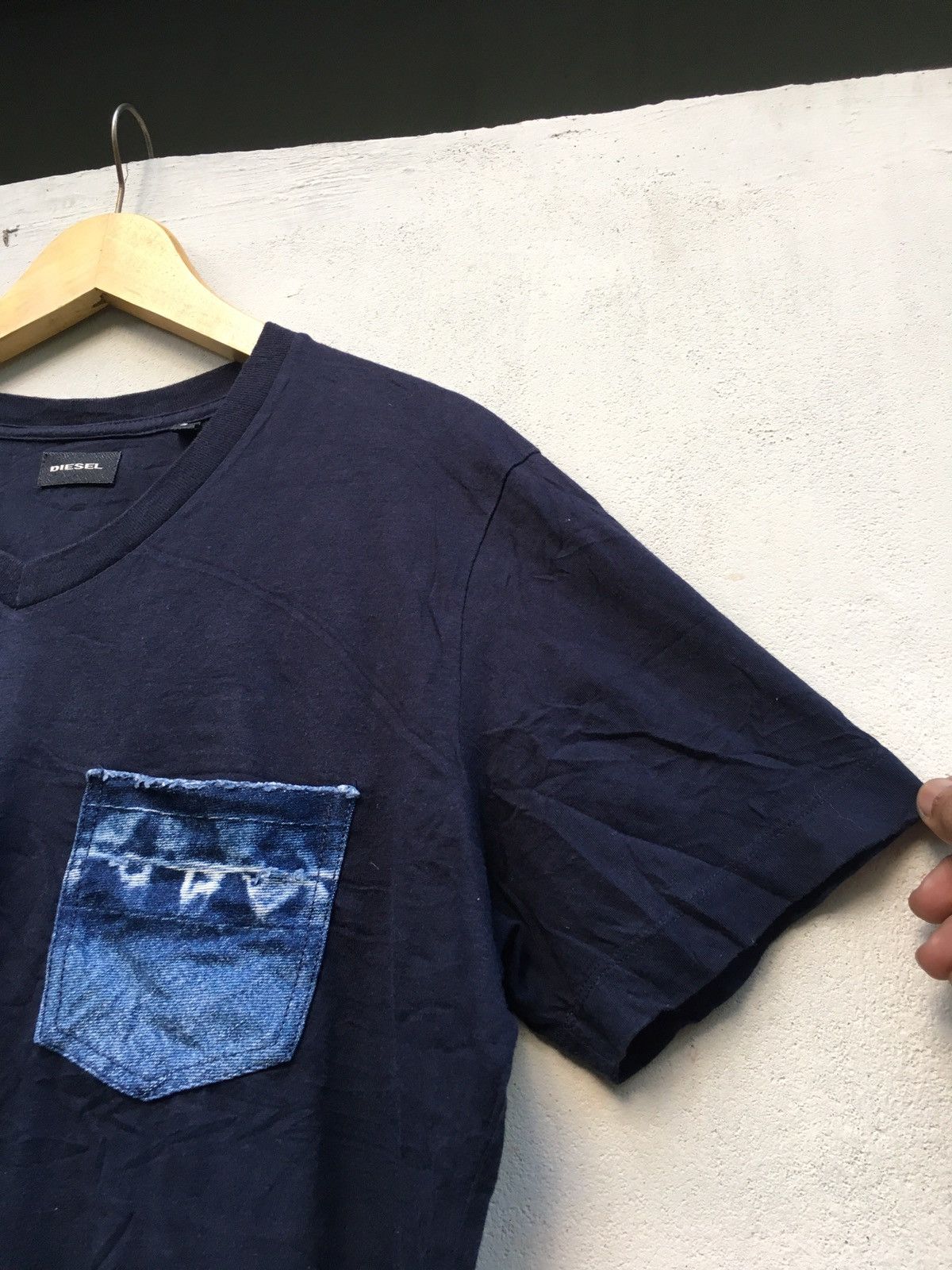 Diesel Diesel Pocket Denim Vneck Tee Size US S / EU 44-46 / 1 - 9 Thumbnail
