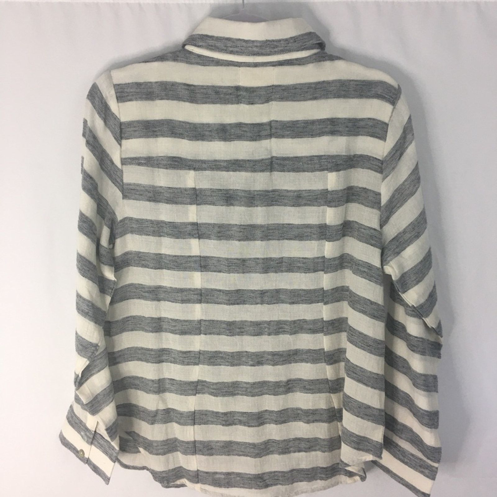 Chaser Brand NWT Chaser Women's Button Down Shirt Top Size Medium Size M / US 6-8 / IT 42-44 - 2 Thumbnail