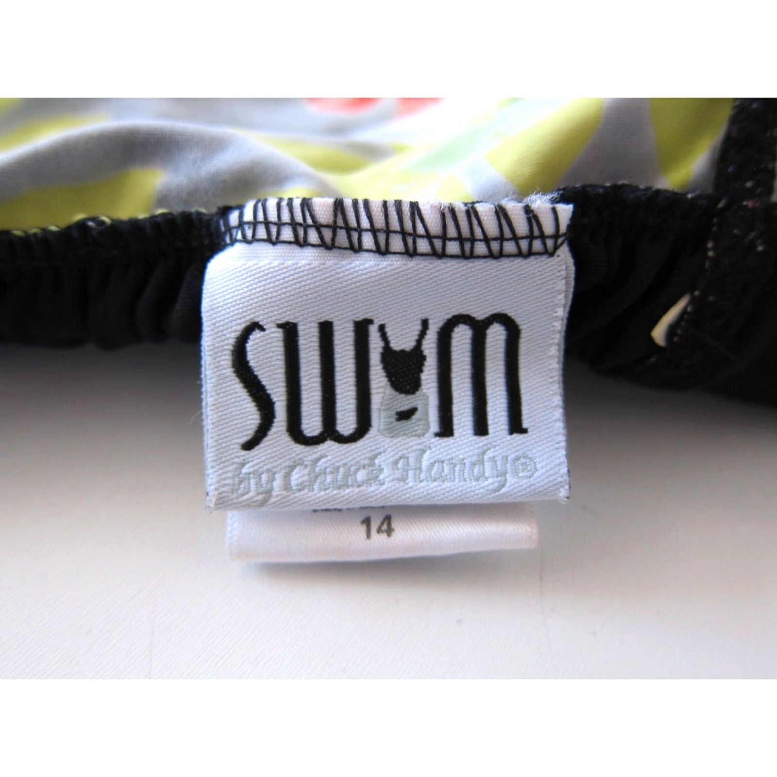 Swims Chuck Handy Swim Tankini Top Built In Bra Floral Black 14 Womens Swimsuit Tankini Top 14 Black Floral Built In Bra Swim Top 14 Womens Size XL / US 12-14 / IT 48-50 - 4 Thumbnail