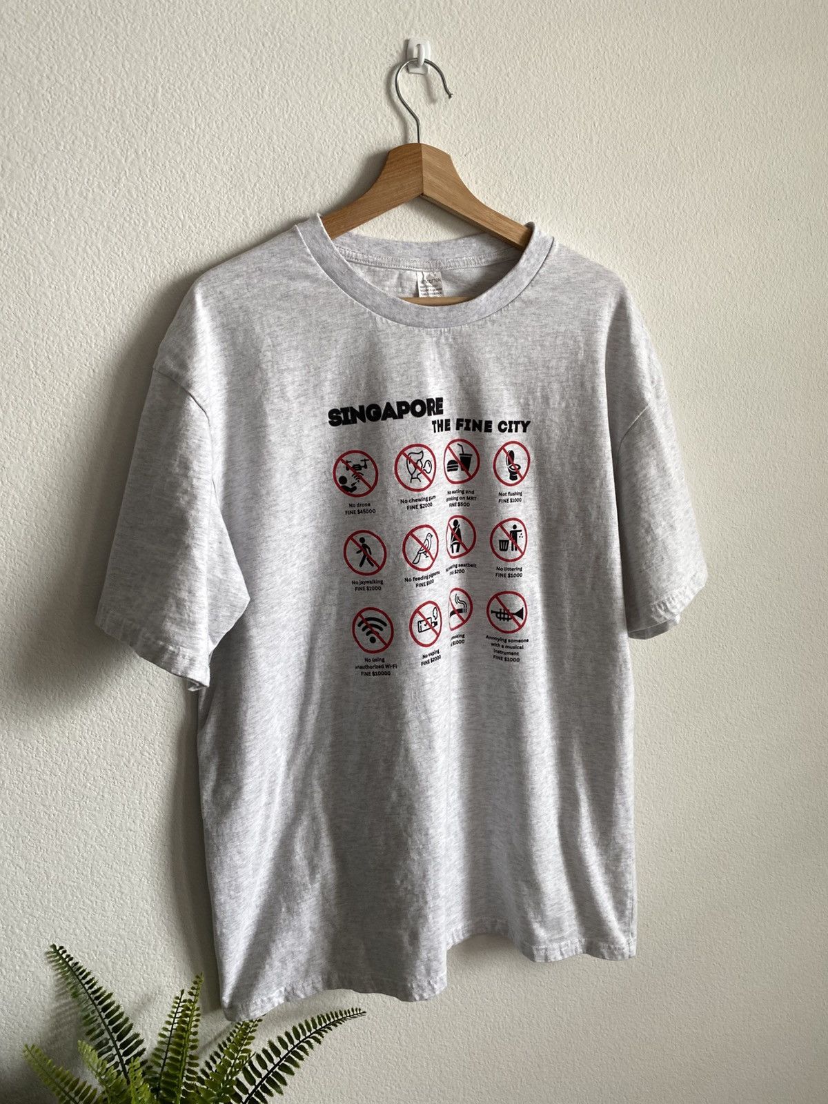 Vintage Vintage Funny Singapore 🇸🇬 Fines Tee Size US XL / EU 56 / 4 - 3 Thumbnail