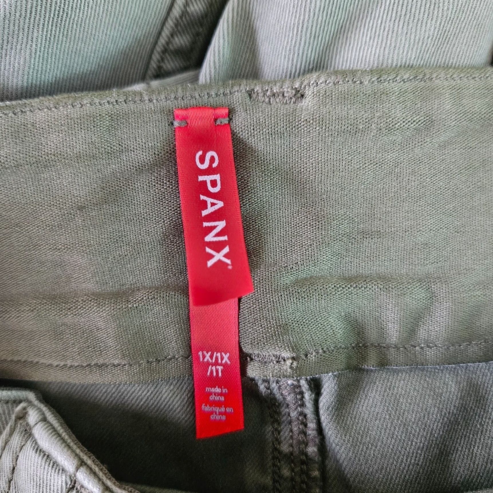 Spanx Spanx Womens Stretch Twill Ankle Cargo Pants 1X Green High Rise Size 40" / US 18 - 7 Thumbnail