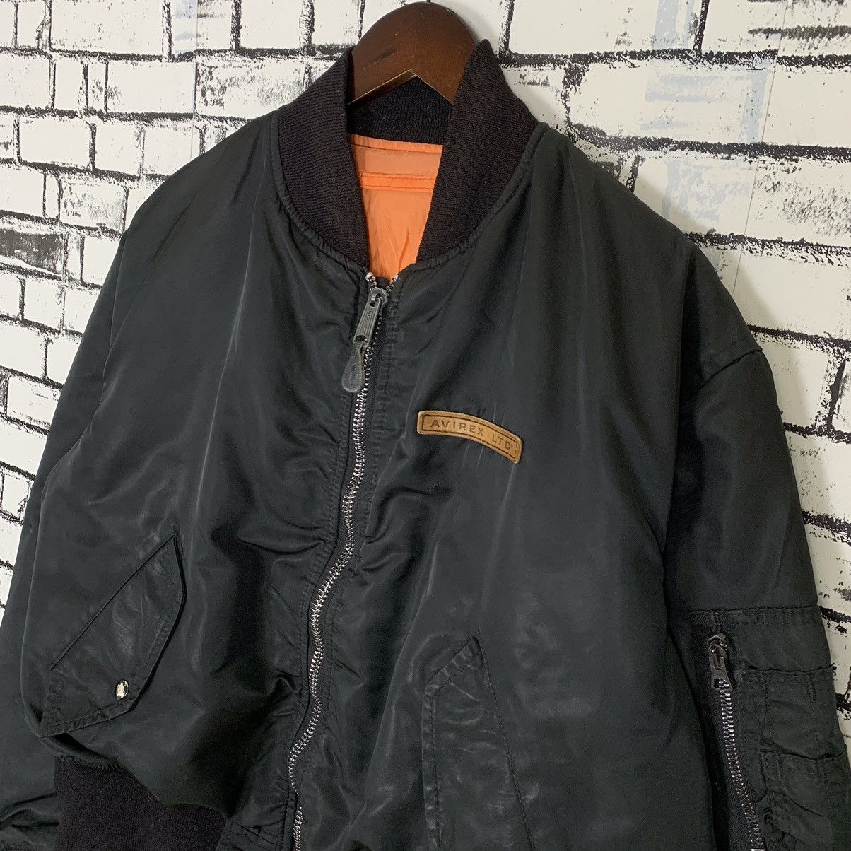 Avirex Avirex American Military Bomber Jacket Avirex Flight Jacket Size US L / EU 52-54 / 3 - 5 Thumbnail