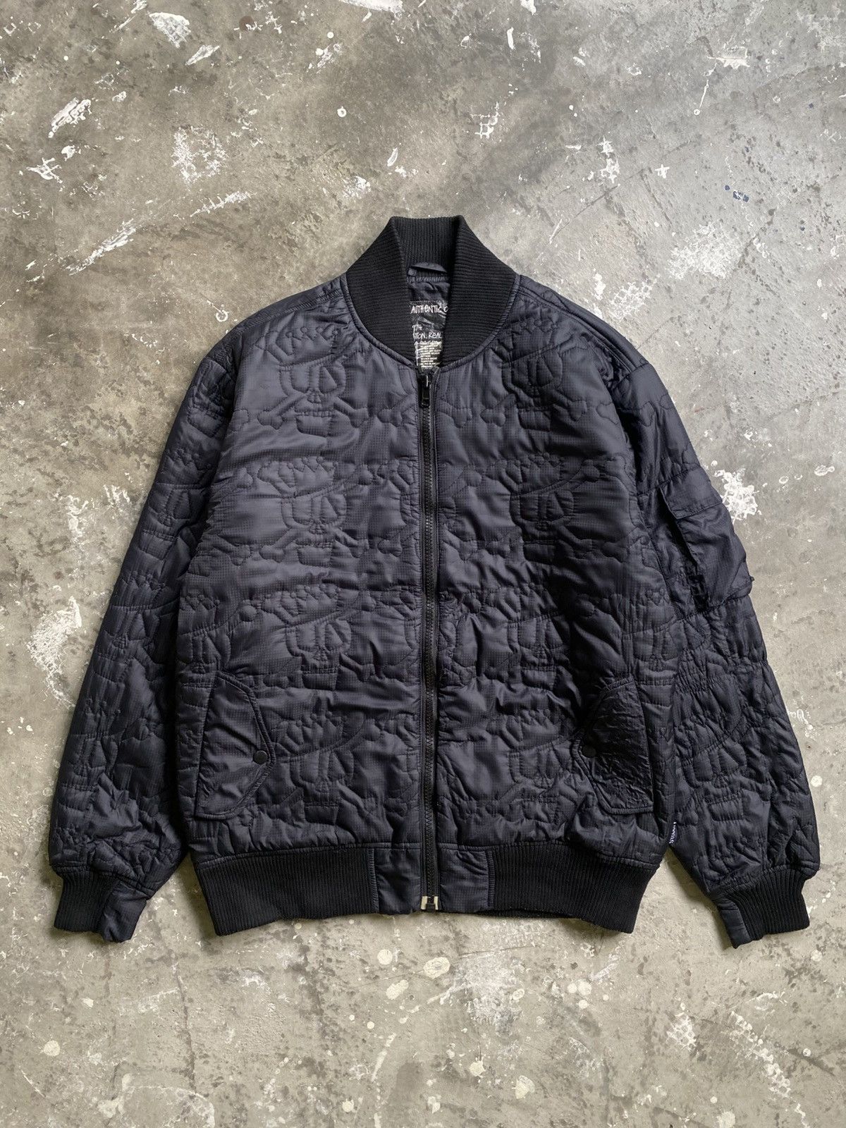 Stussy × Vintage Rare Vintage Stussy Monogram Skull Quilted Thermolite Jacket Size US L / EU 52-54 / 3 - 2 Thumbnail