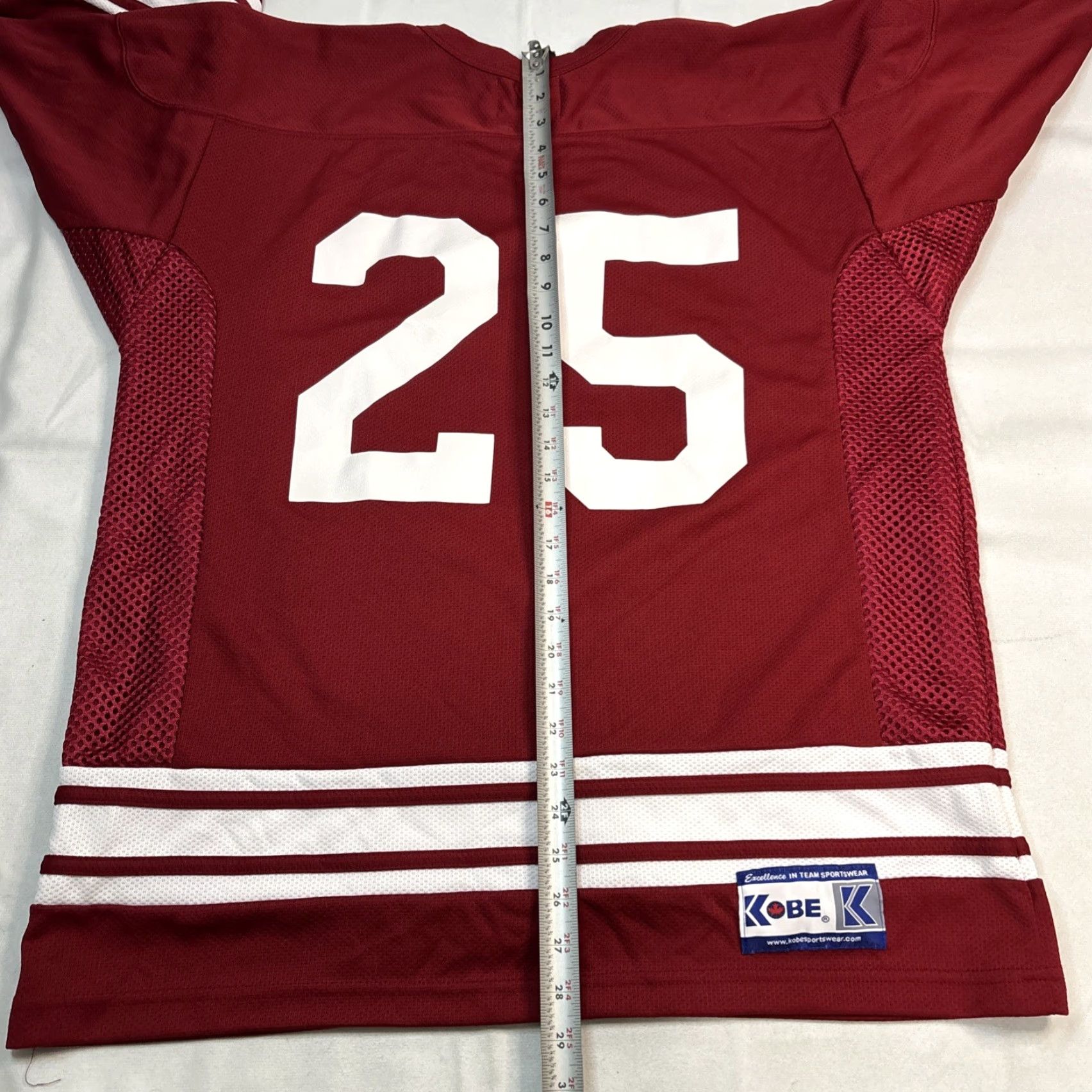 Vintage VINTAGE Kobe L Hockey Jersey Red White Stripe Made in Canada Mens Adult Small Size US S / EU 44-46 / 1 - 6 Thumbnail