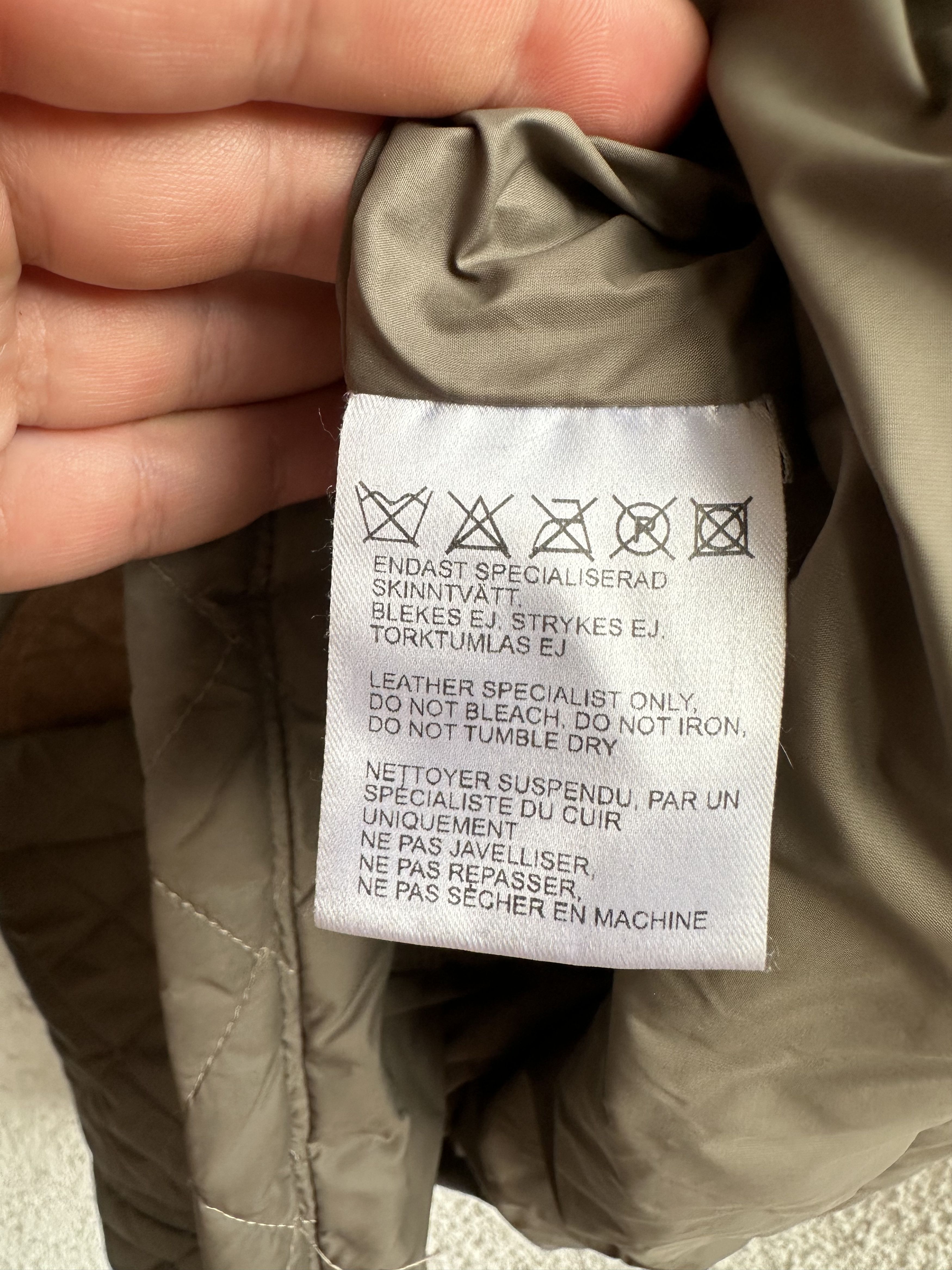 Acne Studios asymmetrical bomber jacket Size US M / EU 48-50 / 2 - 6 Thumbnail