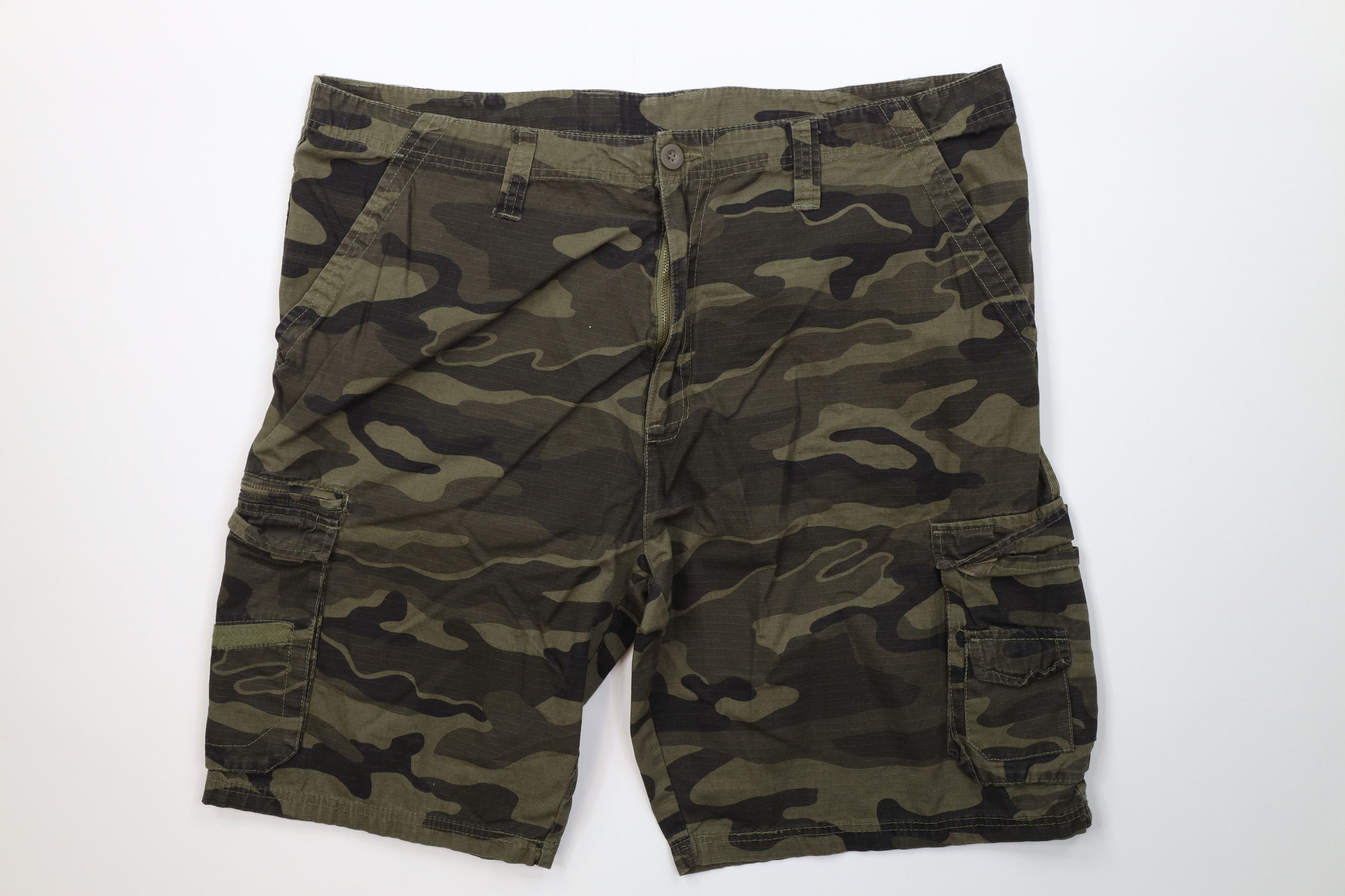 Vintage Vintage 90s Y2K Burnside Surfing Camouflage Cargo Shorts Size US 42 / EU 58 - 1 Thumbnail