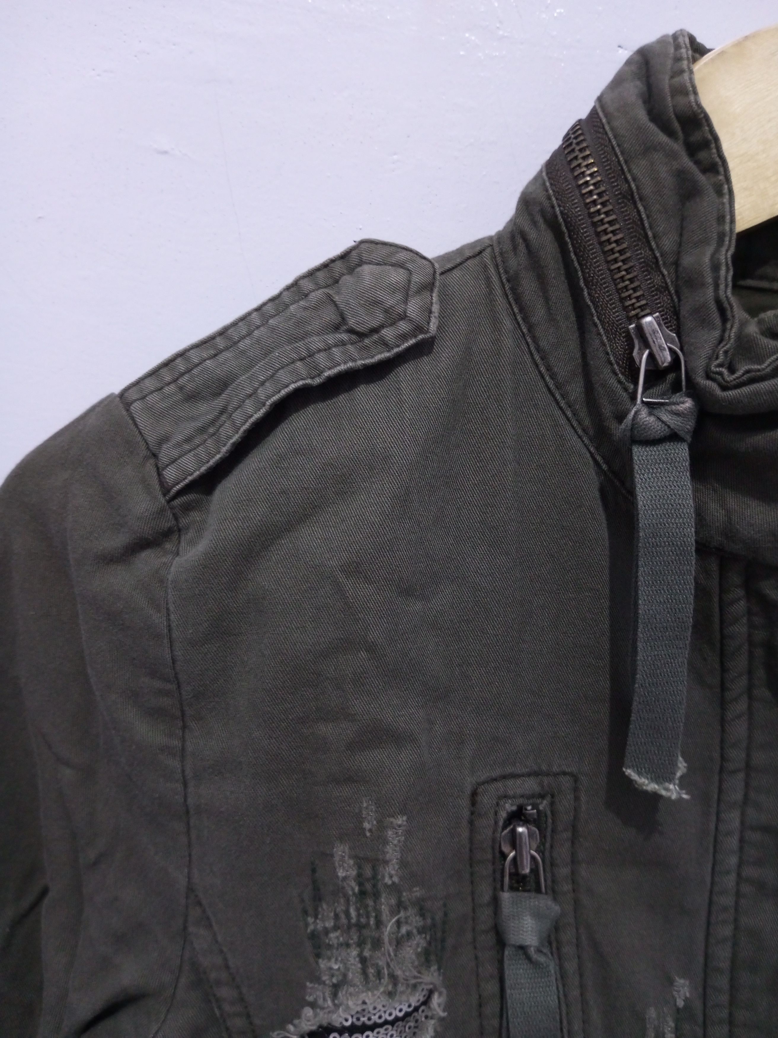 Other Japanese brand blue wash distressed jacket Size US S / EU 44-46 / 1 - 3 Thumbnail