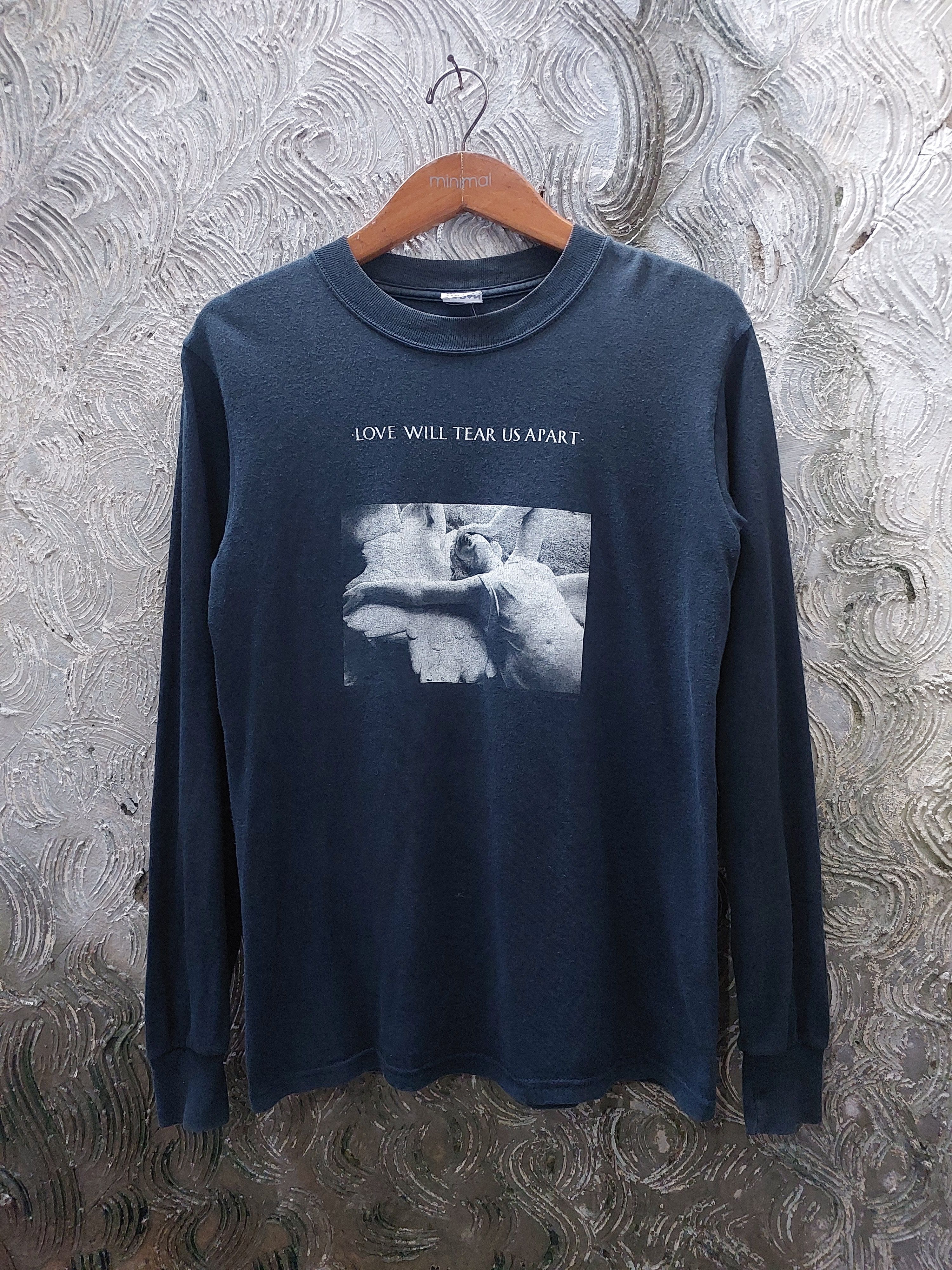 Joy Division Vtg reprint 2003 Joy Division 'Love Will Tear Us Apart' Size US M / EU 48-50 / 2 - 1 Thumbnail