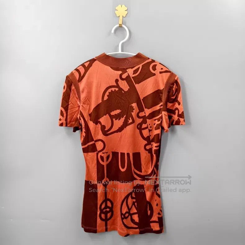Hermes Hermes Orange Horseshoe Print Silk Short Sleeve Size XS / US 0-2 / IT 36-38 - 2 Thumbnail