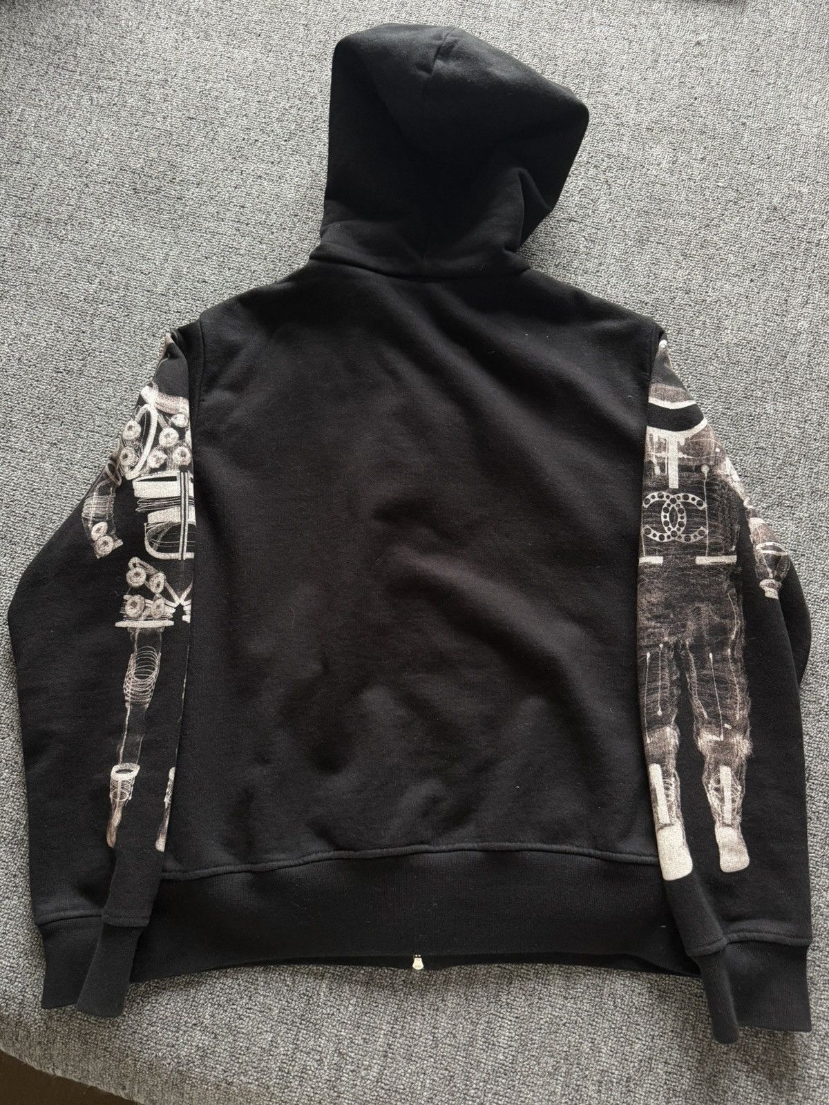 Chanel Chanel hoodie robot sleeved Size US S / EU 44-46 / 1 - 6 Thumbnail