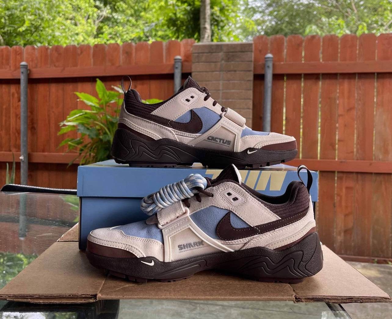 Nike × Travis Scott Travis Scott x Zoom Field Jaxx ‘Leche Blue’ 8M Size US 8 / EU 41 - 7 Thumbnail