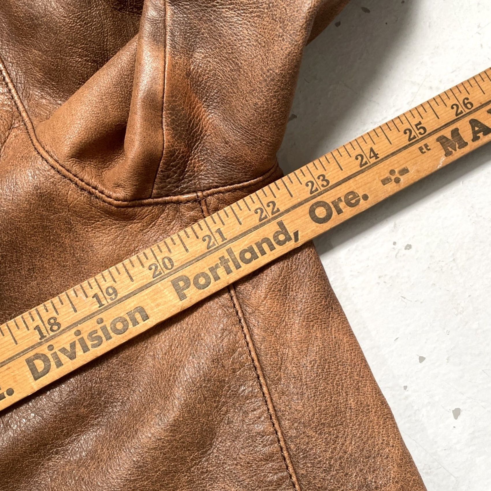 Levi's Vintage Levis Big E Sheepskin Leather Bomber Jacket Made Italy L LVC Style Size US L / EU 52-54 / 3 - 4 Thumbnail