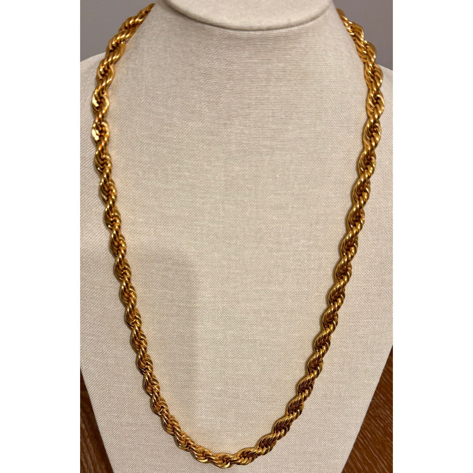 Other Vintage Napier Chunky Runway Chain 23” Gold Tone Size ONE SIZE - 1 Thumbnail