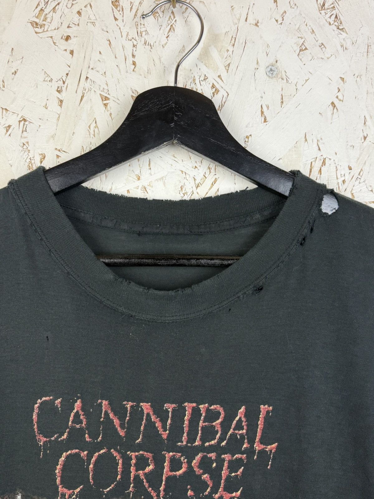 Band Tees Vintage Cannibal Corpse Live Cannibalism Distressed T-Shirt Size US L / EU 52-54 / 3 - 2 Thumbnail