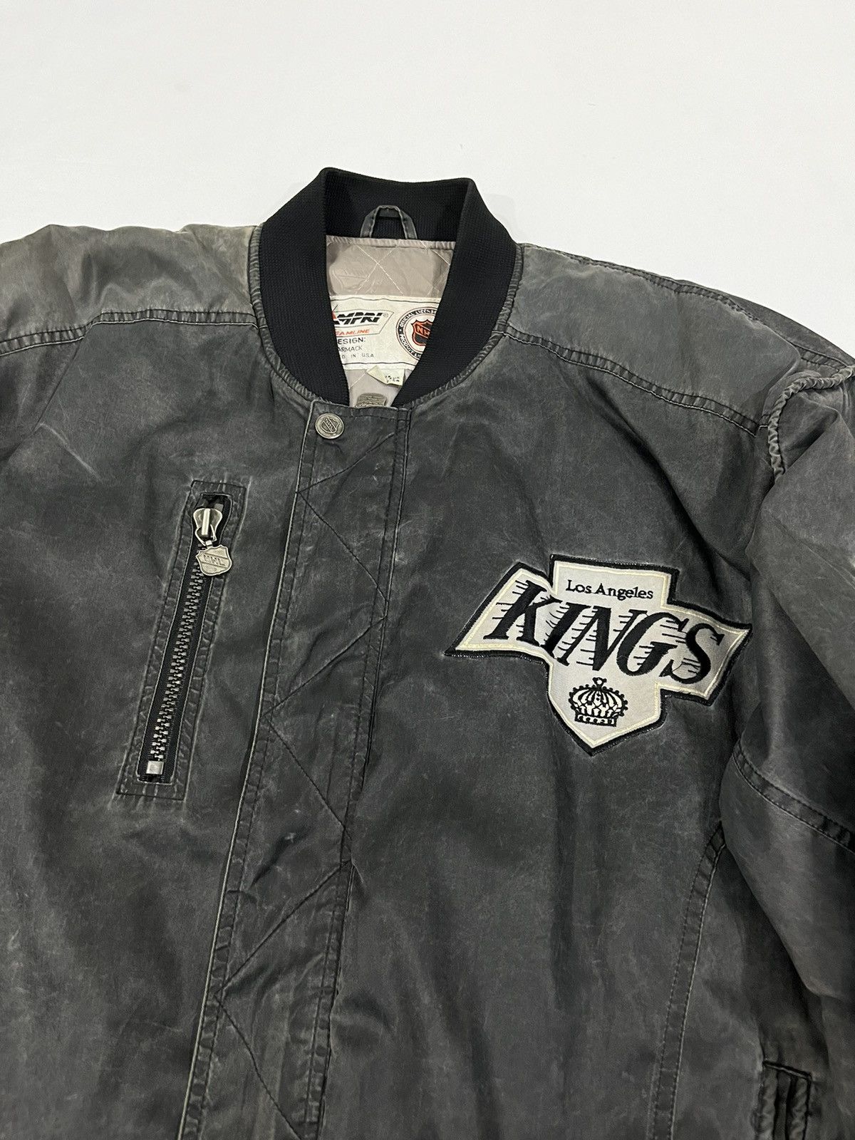 NHL × Vintage Vintage 80’s NHL Los Angeles King Varsity Jacket Size L Size US L / EU 52-54 / 3 - 4 Thumbnail