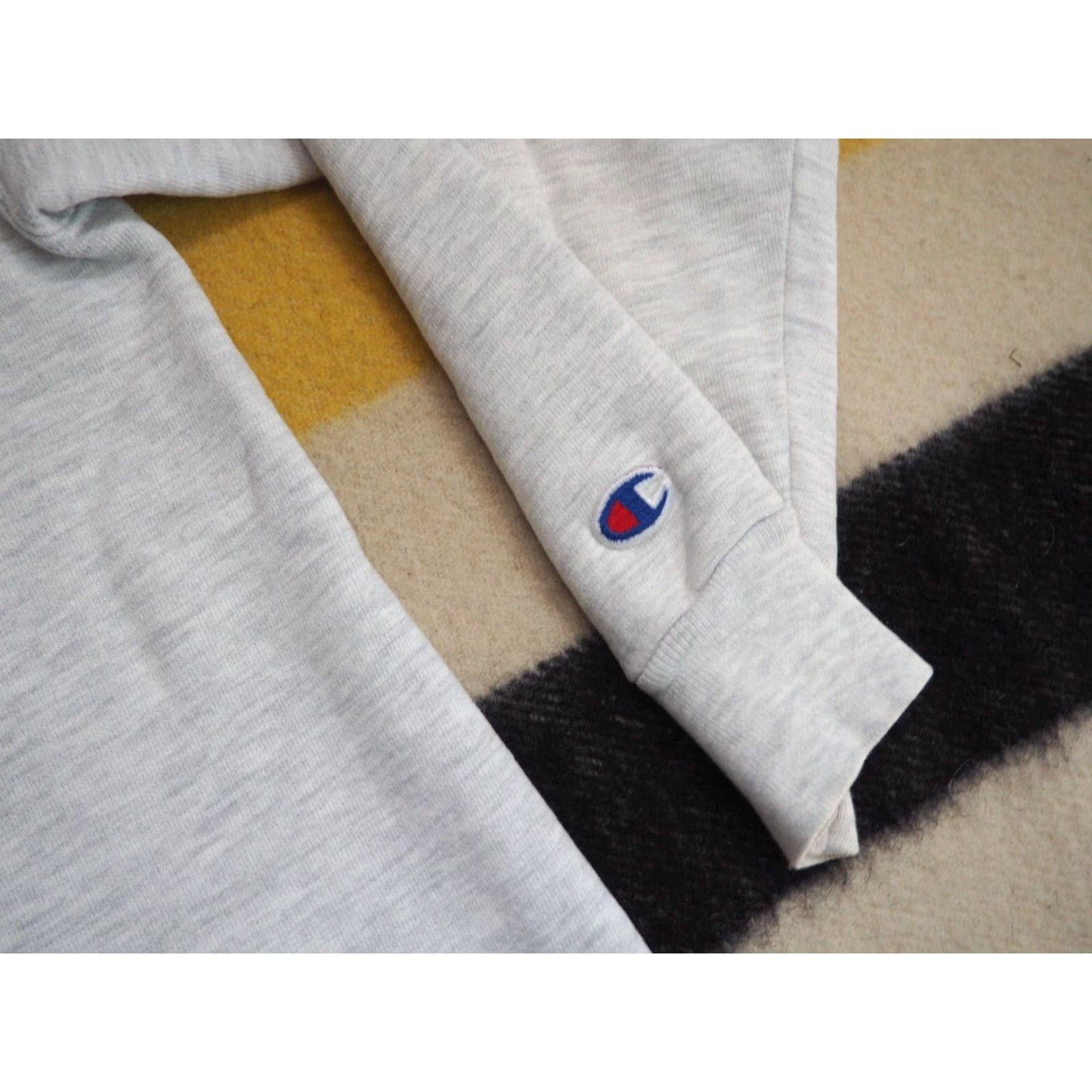 Champion VINTAGE Champion Sweatshirt Pullover USA Made Heather Gray 90s Spellout XL Mens Sweatshirt Size US XL / EU 56 / 4 - 4 Thumbnail