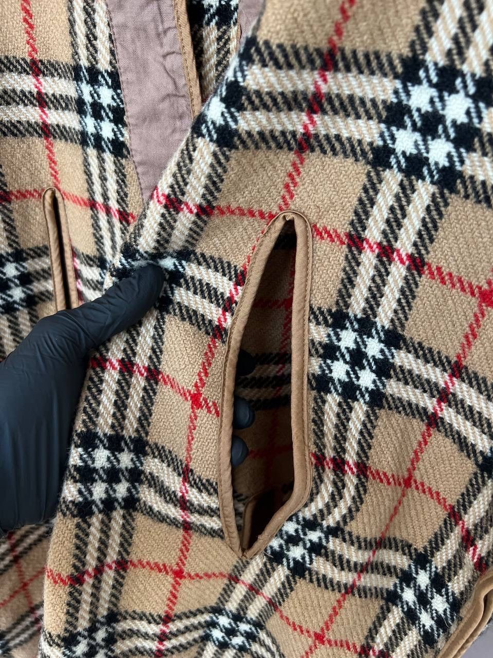 Burberry Burberrys Trench Coat Inner Lining 100% Wool Vintage Size L Size L / US 10 / IT 46 - 10 Thumbnail