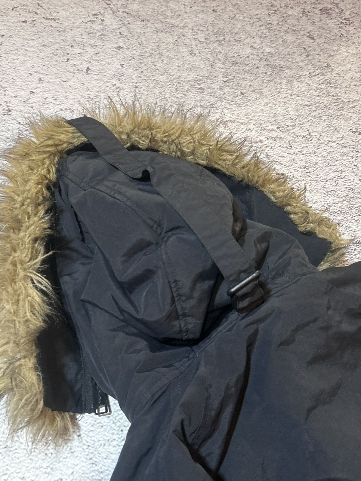 Carhartt Carhartt WIP W’ Anchorage Parka Black – Fur Hood – Size S Size US S / EU 44-46 / 1 - 18 Thumbnail