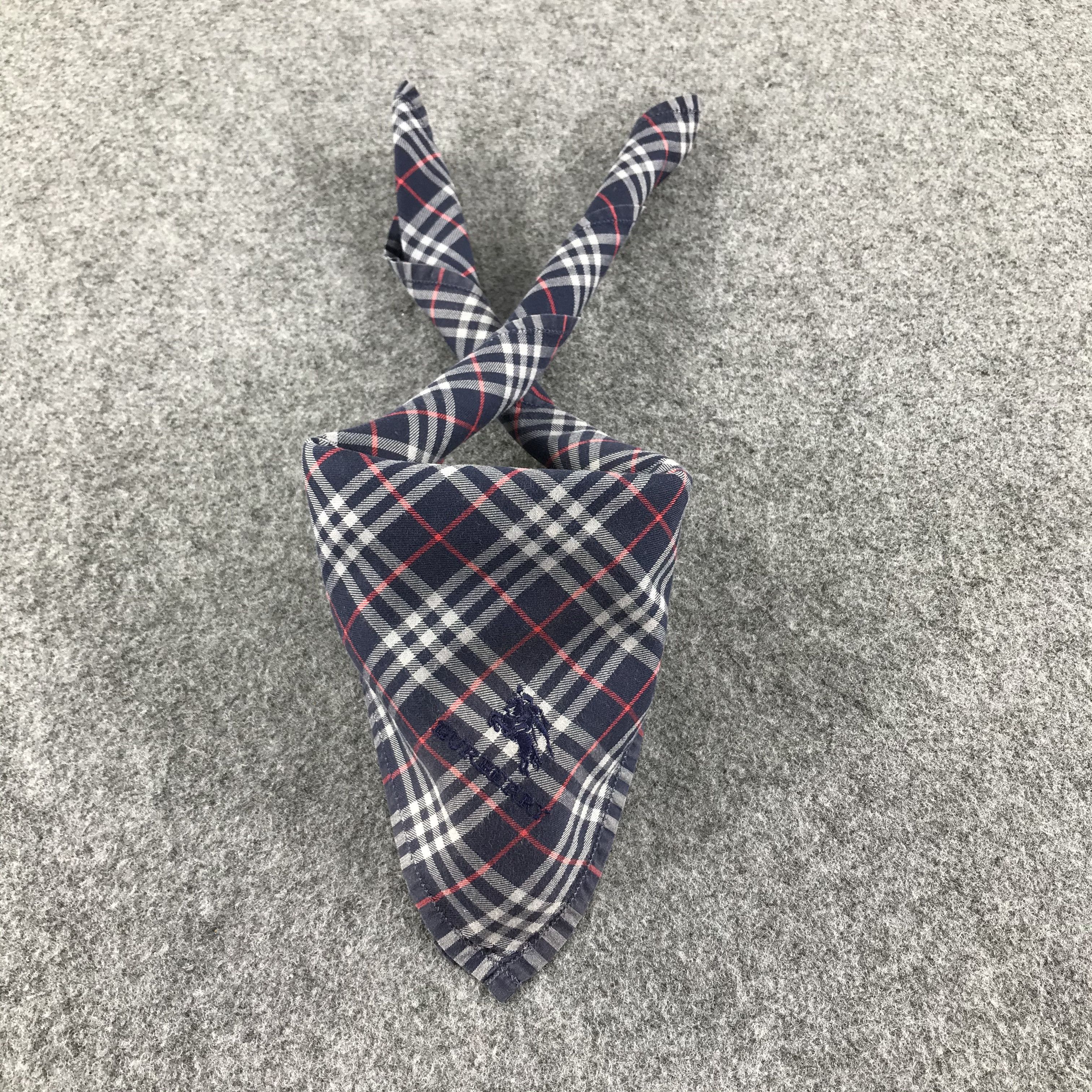 Burberry Burberrys Nova Check Handkerchief Neckerchief Bandana H282 Size ONE SIZE - 2 Thumbnail