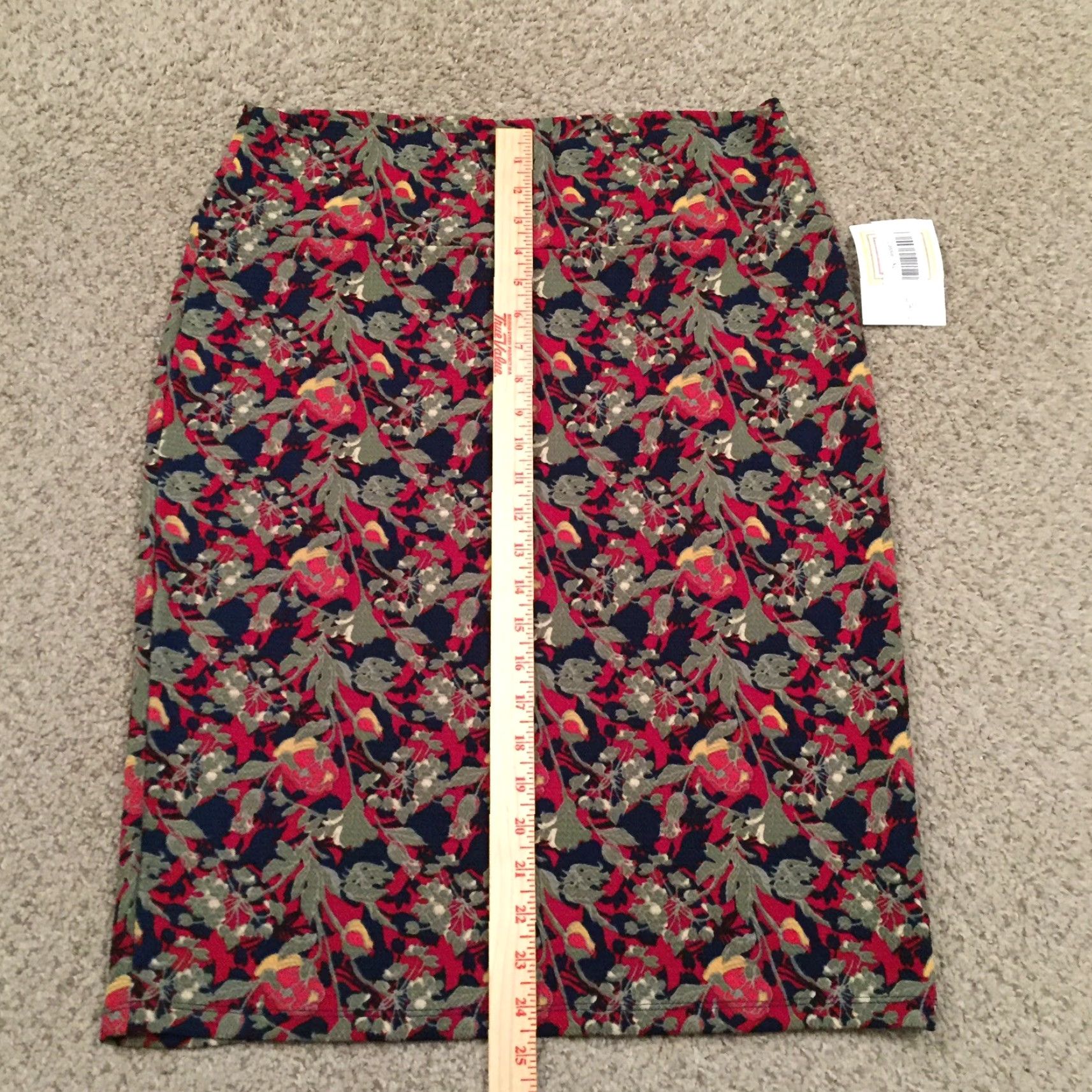Vintage LuLaRoe Skirt Knee Length Floral Green XL Unlined Pull On Casual Women Size 40" / US 18 - 4 Thumbnail