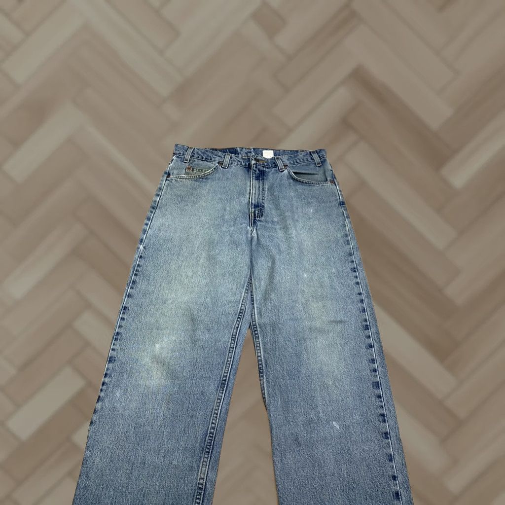 Levi's VINTAGE Levi's 550 Jeans Men 34x30 Blue Light Wash Denim 90s Distress 13189 Size US 34 / EU 50 - 1 Thumbnail