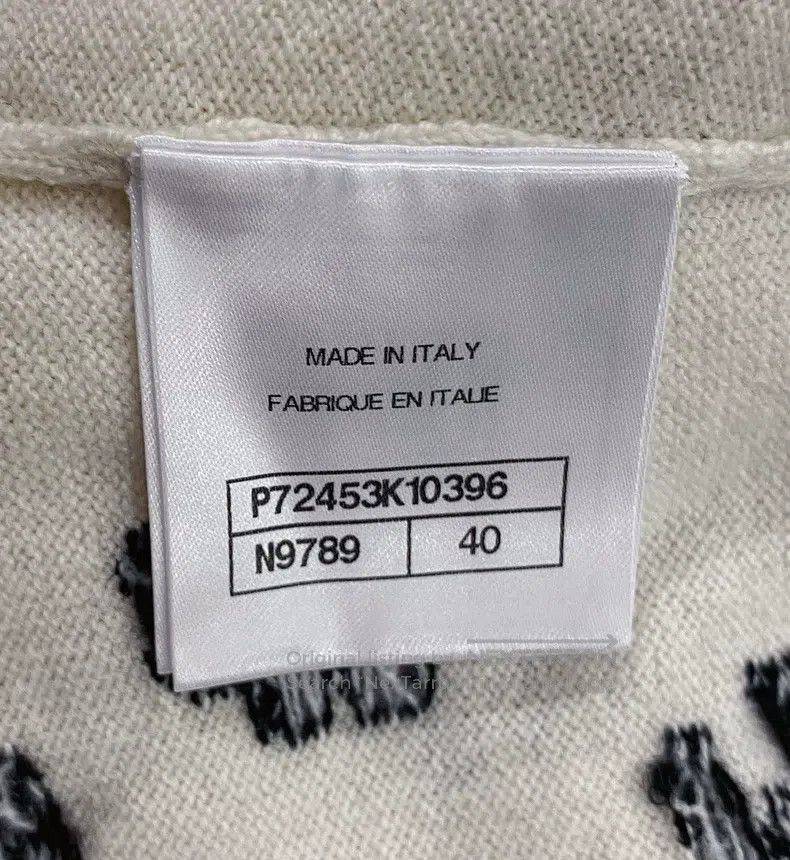 Chanel Chanel White small flower sweater Size S / US 4 / IT 40 - 6 Thumbnail