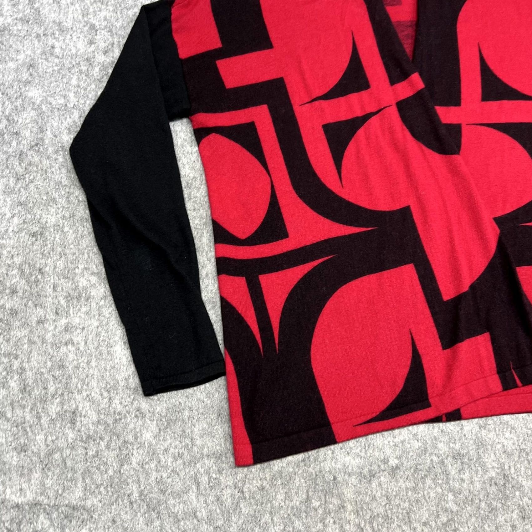 Vintage Chicos Cardigan Sweater Womens 1 Red Black Geometric Print Open Front Knit Prep Size XS / US 0-2 / IT 36-38 - 6 Thumbnail