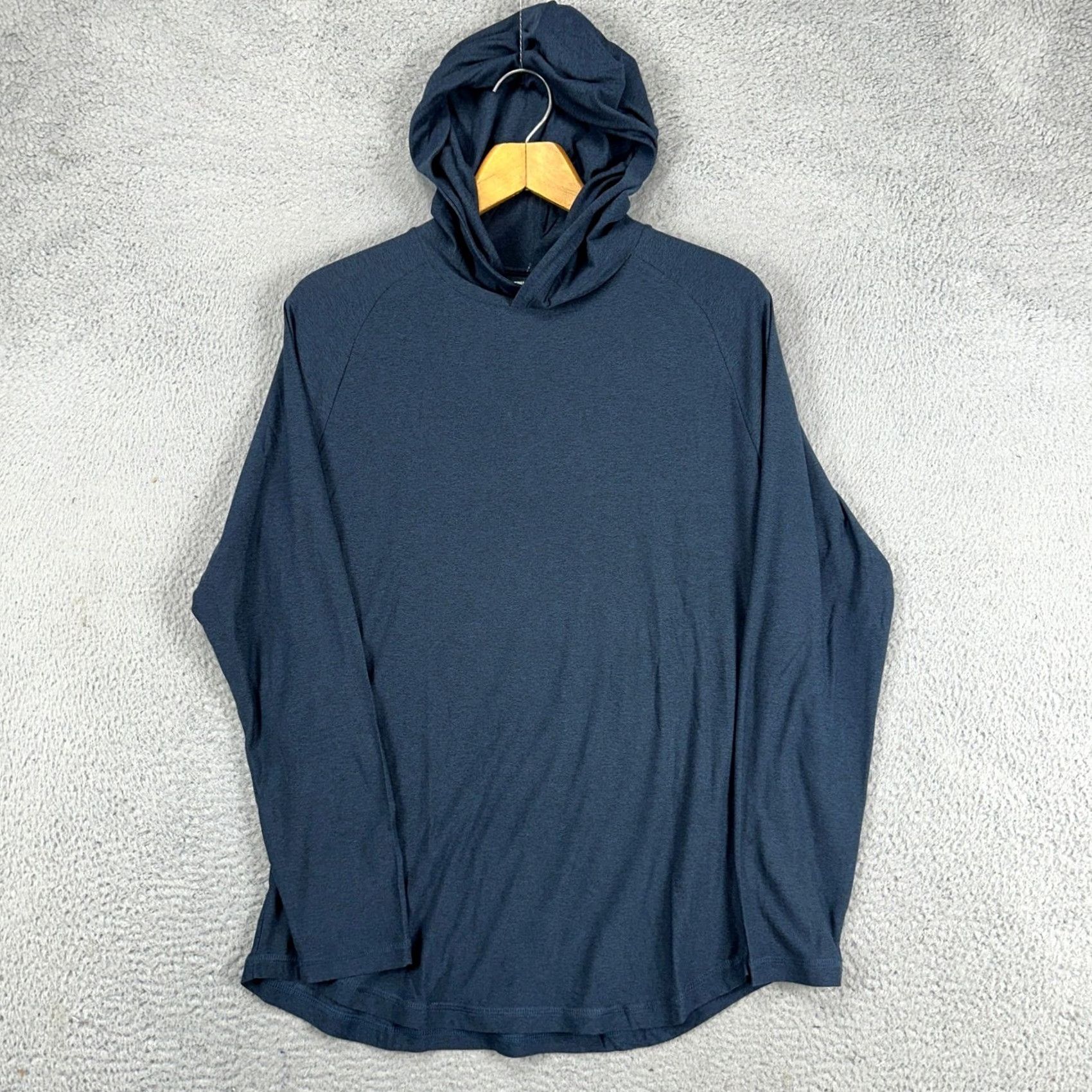 Vintage True Classic Hoodie Shirt Mens Medium Navy Blue Athletic Stretch Long Sleeve NEW Size US M / EU 48-50 / 2 - 4 Thumbnail