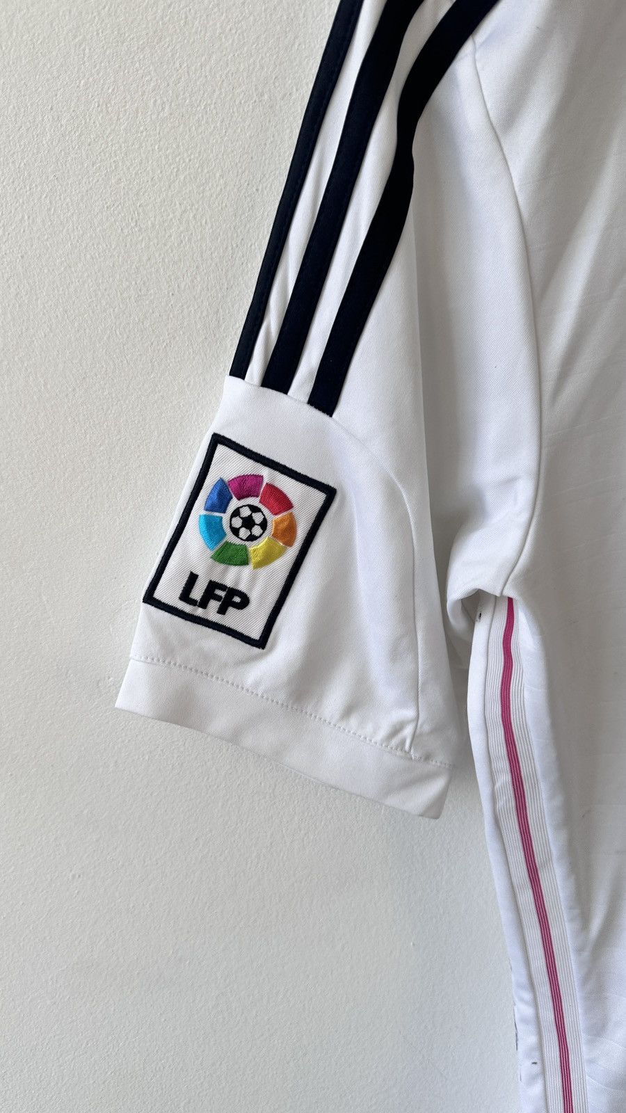 Adidas Kroos #8 Real Madrid 2014 2015 Adidas Football Shirt Jersey Size US S / EU 44-46 / 1 - 5 Thumbnail