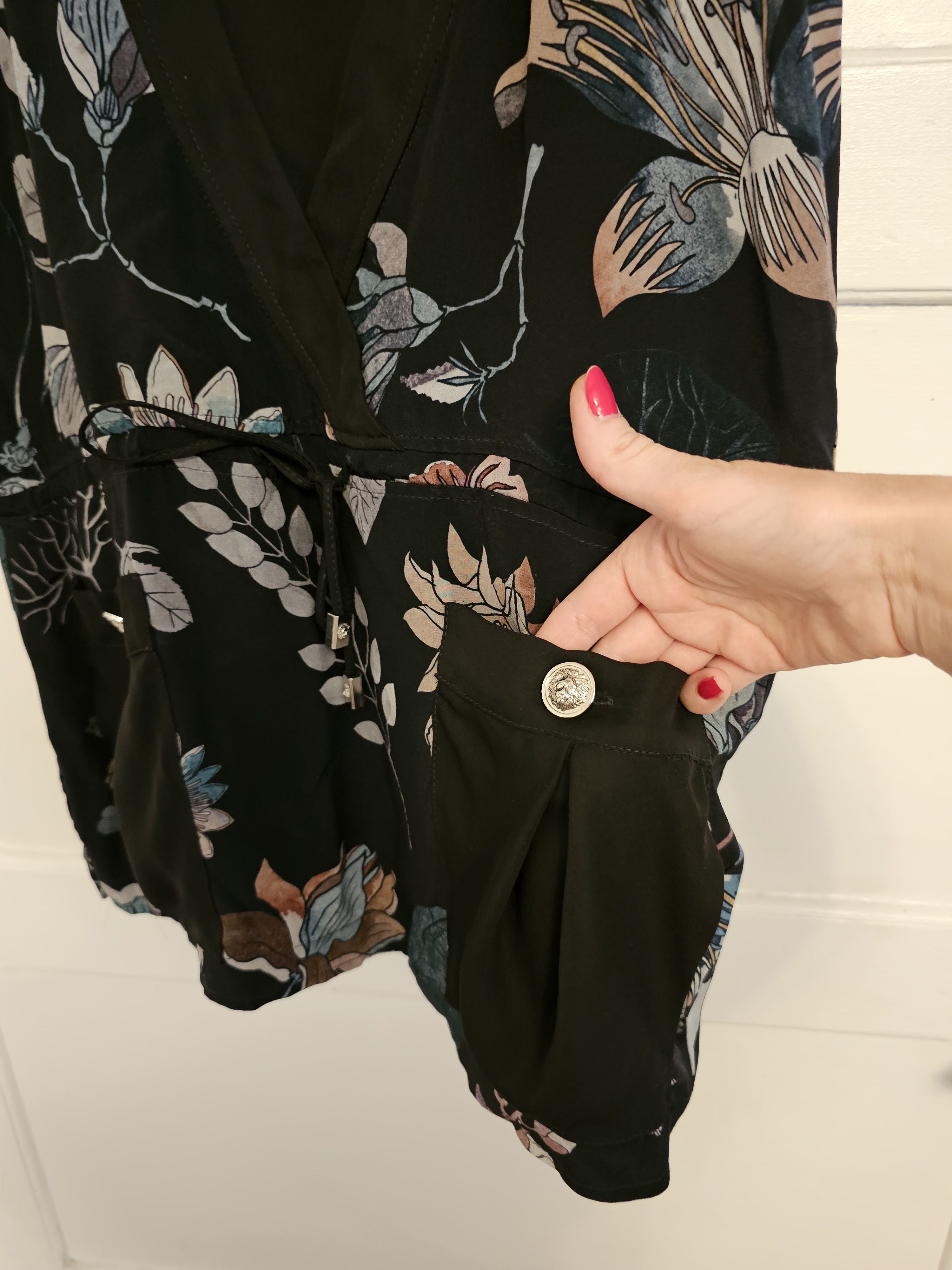 Versace Ganni Versace silk blouse Size S / US 4 / IT 40 - 4 Thumbnail