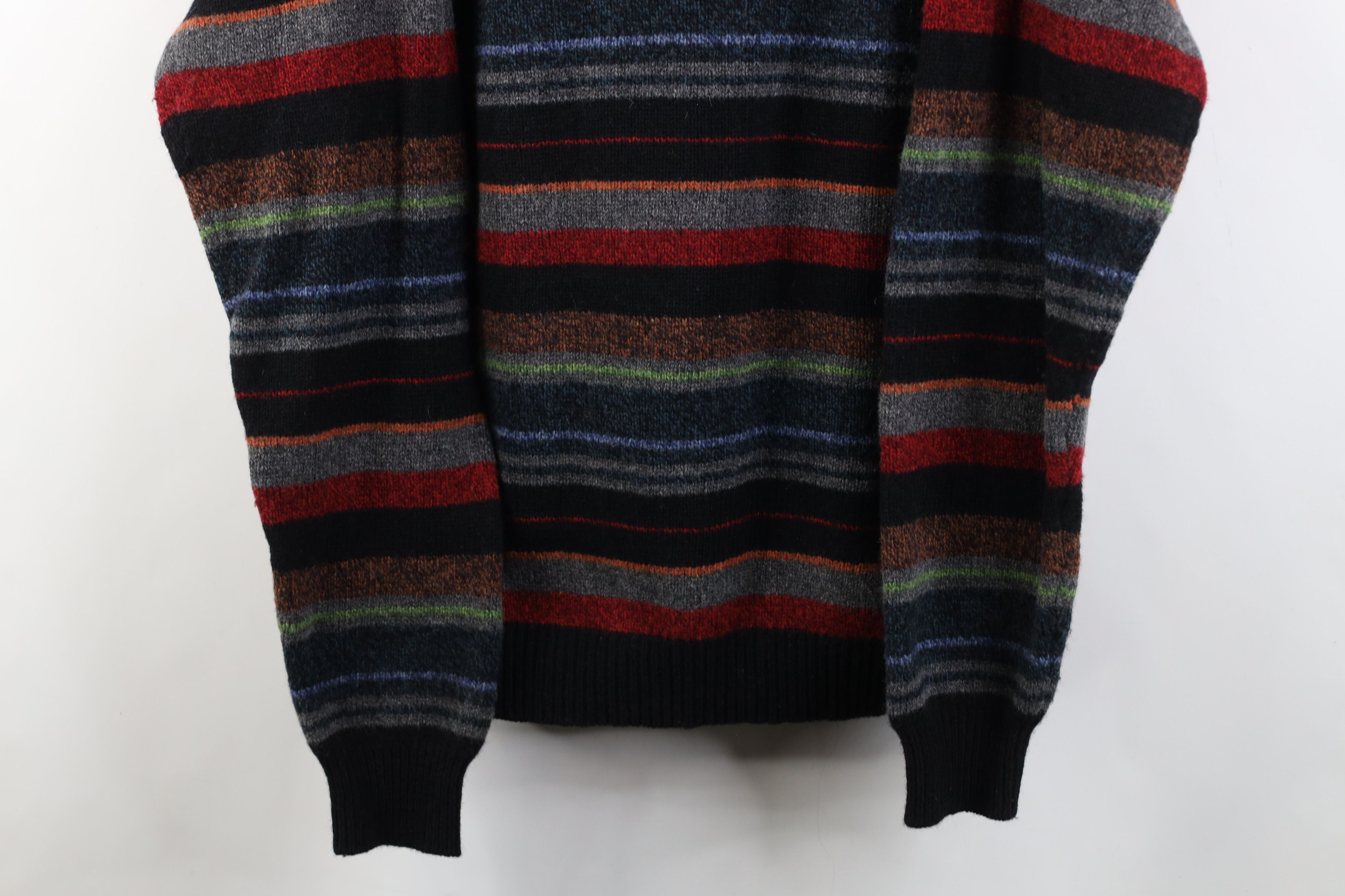 Vintage Vintage 90s Streetwear Lambswool Knit Crewneck Sweater Size US L / EU 52-54 / 3 - 3 Thumbnail