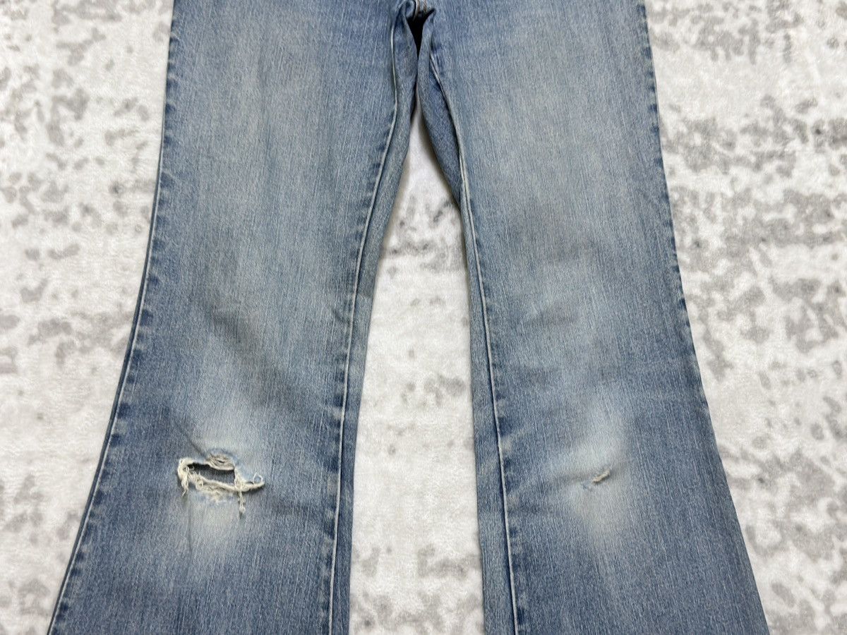 Japanese Brand Vintage Jouer Aux Échecs Y2K Distressed Bell Bottom Jeans Size US 26 / EU 42 - 7 Thumbnail