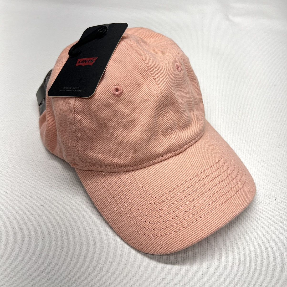 Levi's New Levi Hat Cap Pink Adjustable Curve Pink Baseball Strap Size ONE SIZE - 1 Thumbnail