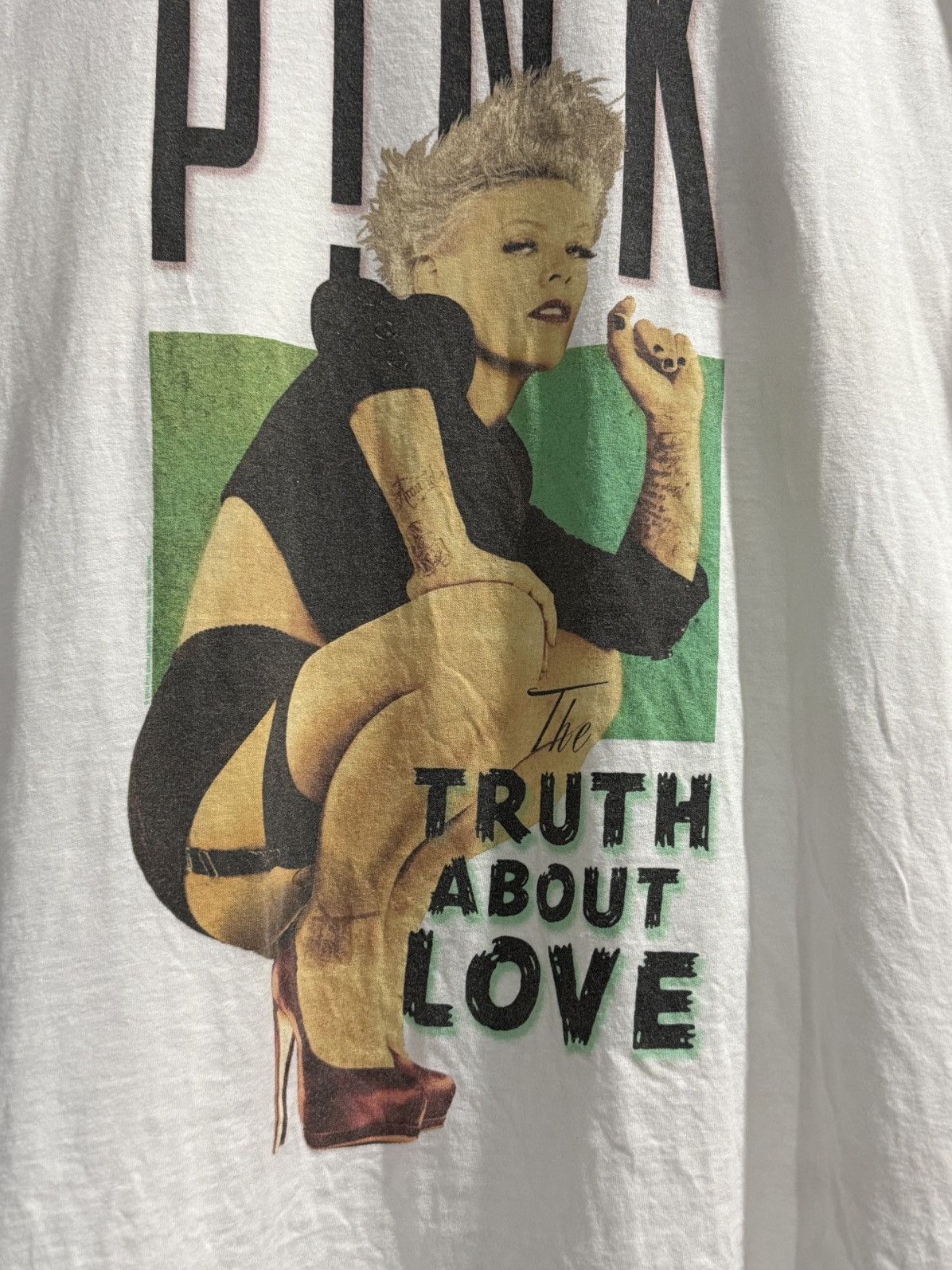 Band Tees Vintage Pink The Truth About Love Tour Tee Size US L / EU 52-54 / 3 - 3 Thumbnail