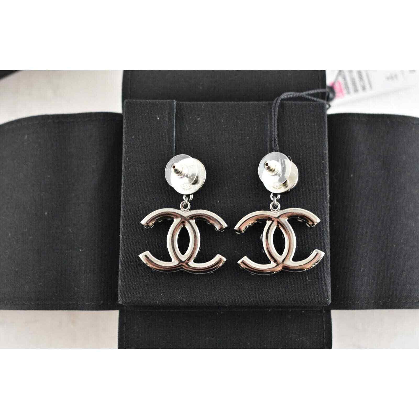 Chanel Chanel Ruthenium Pearl Large Dangle Drop Statement Earrings Size ONE SIZE - 9 Thumbnail