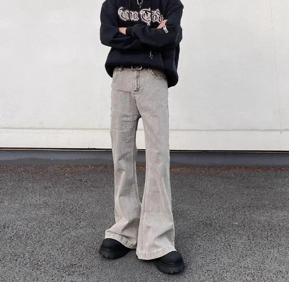 Japanese Brand Streetwear Gray Flared Jeans Size US 32 / EU 48 - 1 Thumbnail