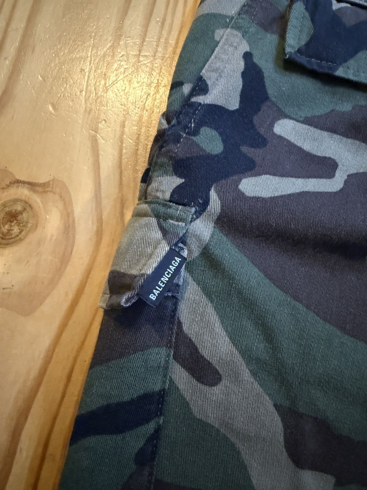 Balenciaga BALENCIAGA camo cotton gabardine army cargo pants Size US 30 / EU 46 - 9 Thumbnail