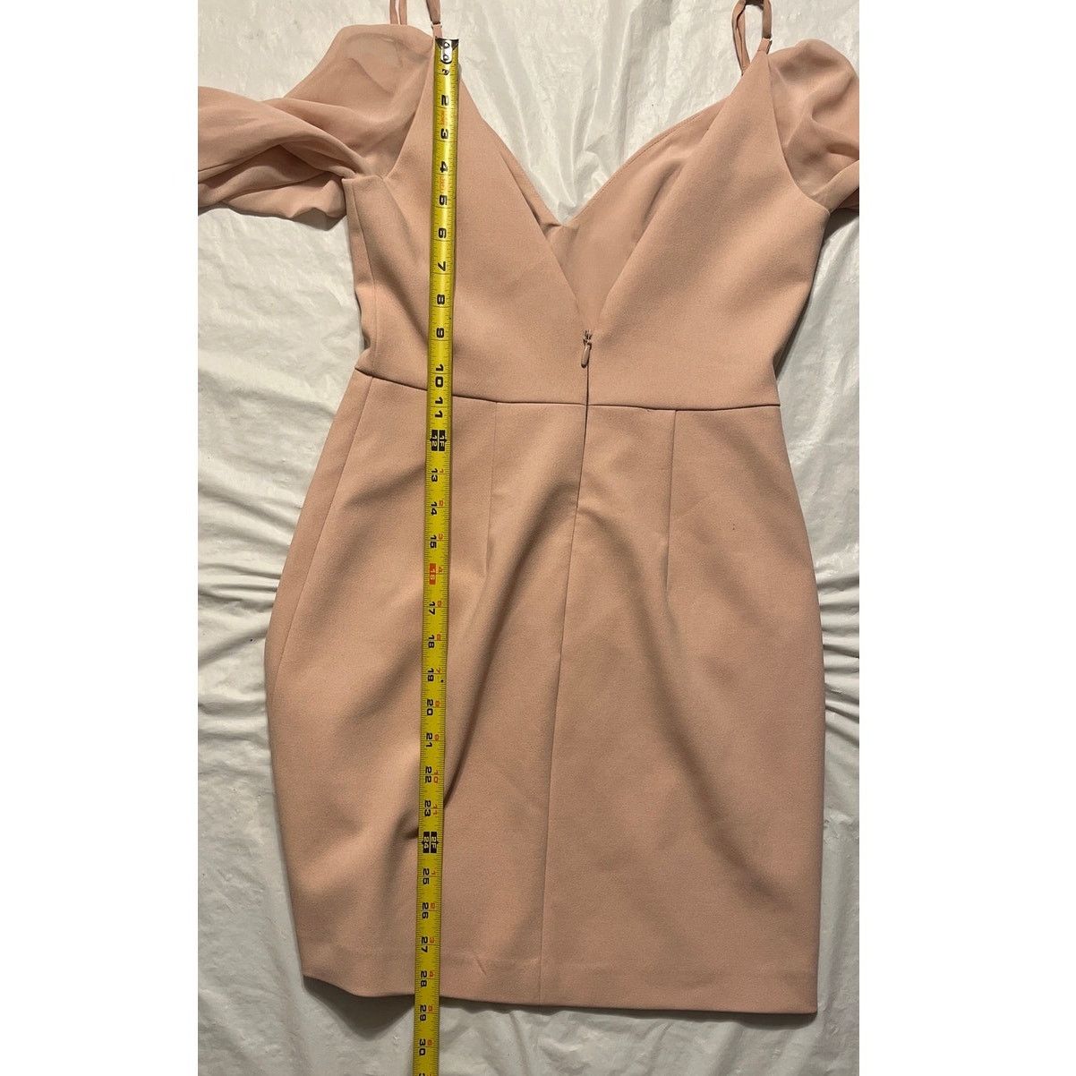 Other BCBGMAXAZRIA Palm Cold-Shoulder Bell Sleeve Dress - Size: 2 Size XS / US 0-2 / IT 36-38 - 11 Thumbnail