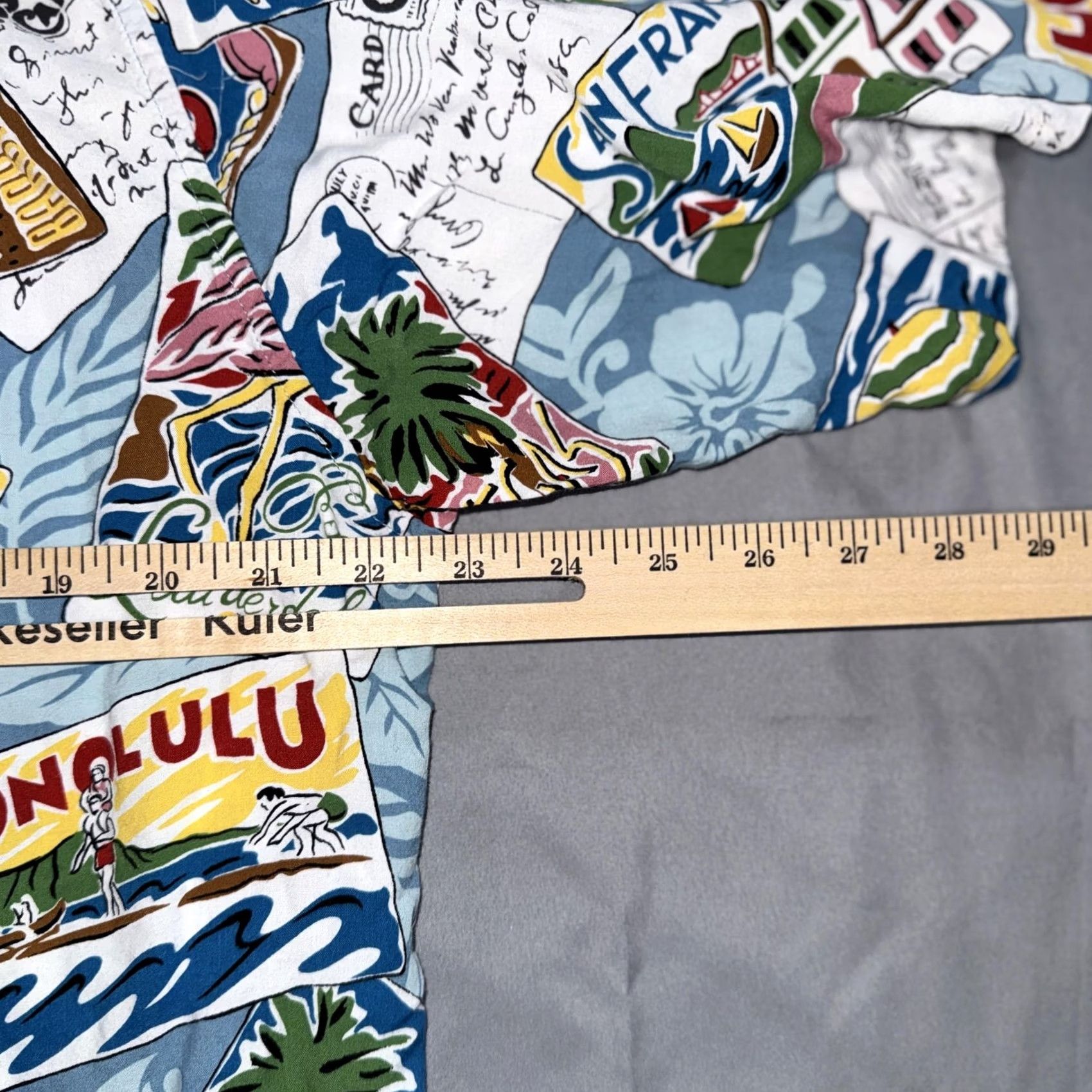 Reyn Spooner VINTAGE Reyn Spooner Postcards from the USA Hawaiian Shirt Spun Rayon Size M Size US M / EU 48-50 / 2 - 6 Thumbnail