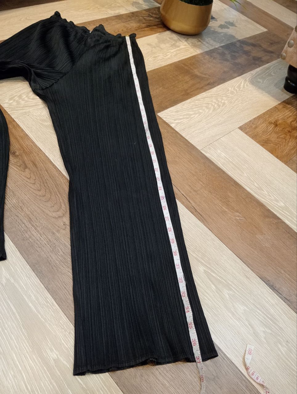 Pleats Please Issey Miyake PLEATS PLEASE ISSEY MIYAKE PLEATED PANTS - BLACK Size 25" / US 0 / IT 36 - 16 Thumbnail